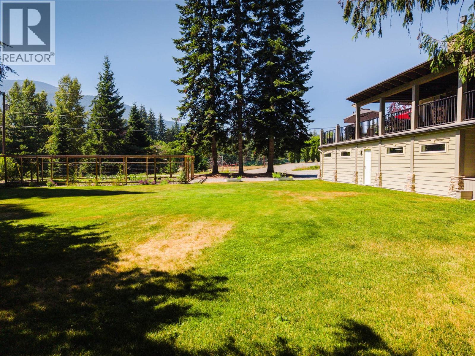 262 Bryan Road, Nelson, British Columbia  V1L 6M9 - Photo 86 - 10395266
