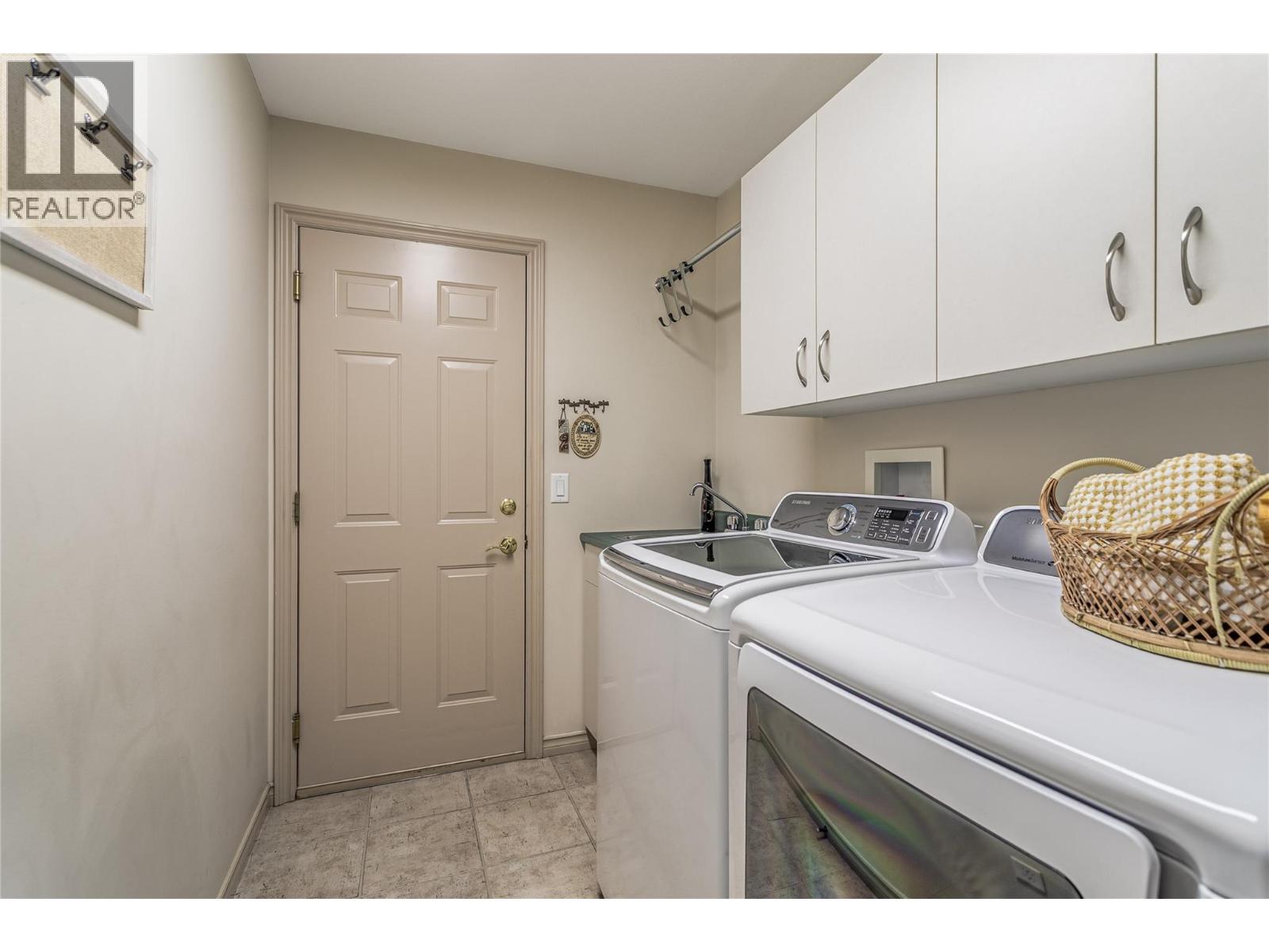 4122 Gallaghers Boulevard S, Kelowna, British Columbia  V1W 4V2 - Photo 20 - 10394607