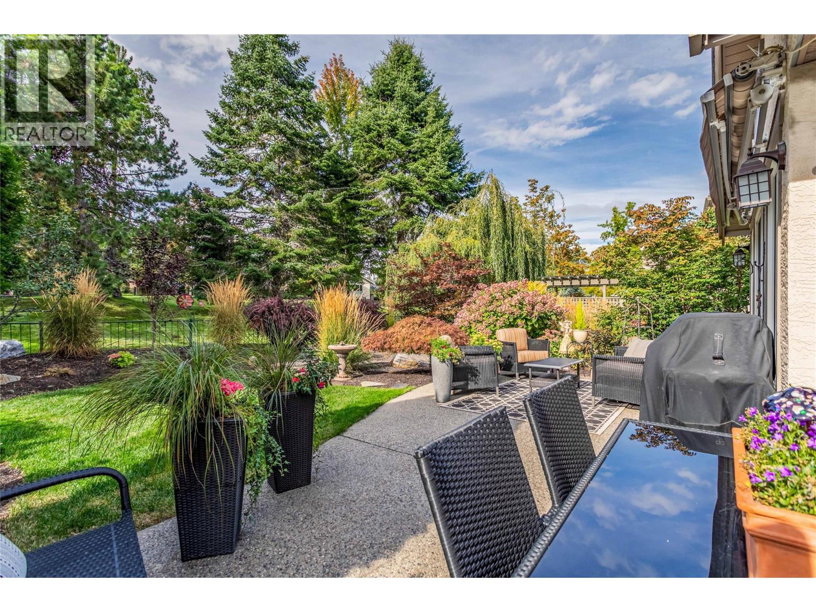 4122 Gallaghers Boulevard S, Kelowna, British Columbia  V1W 4V2 - Photo 3 - 10394607