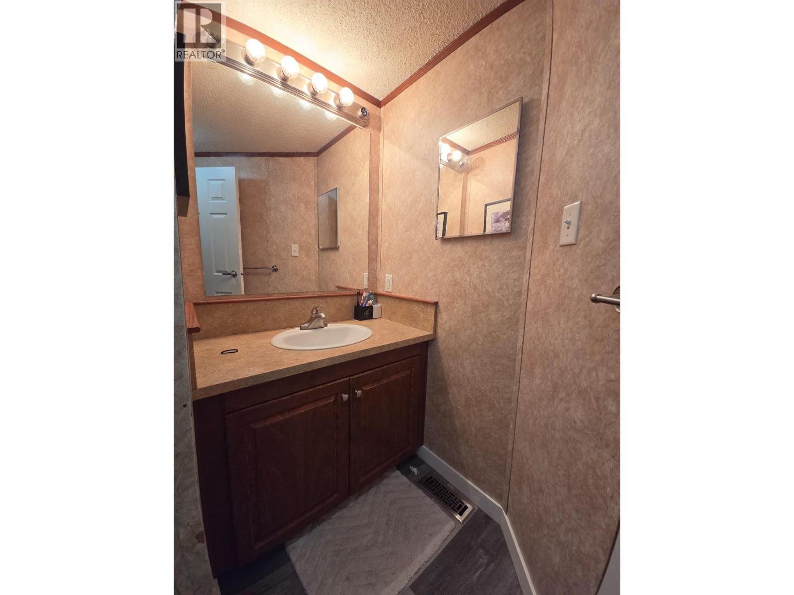 5277 45 Street Se, Chetwynd, British Columbia  V0C 1J0 - Photo 21 - 10395456