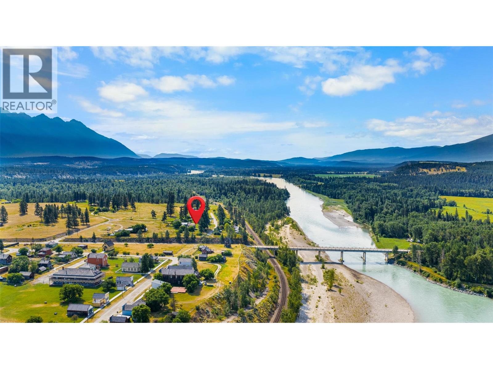 6519 Riverside Avenue, Fort Steele, British Columbia  V0B 1N0 - Photo 41 - 10395322