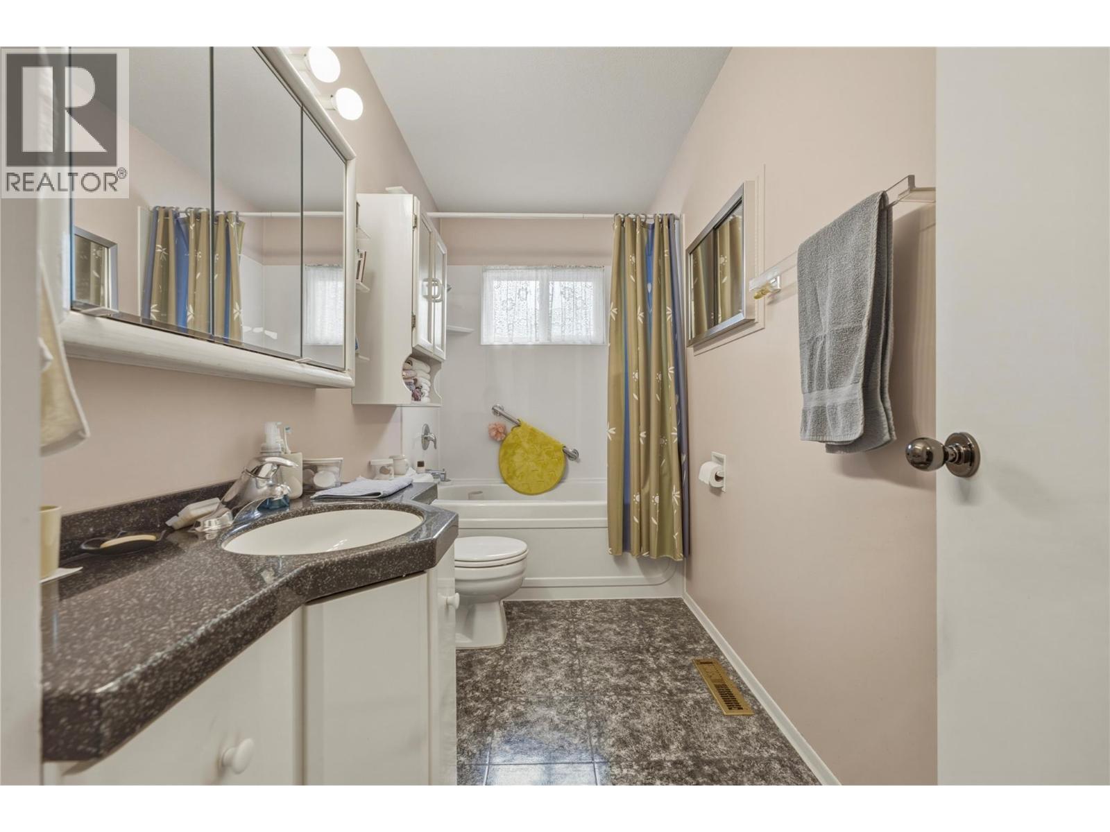 1507 35 Street, Vernon, British Columbia  V1T 6A6 - Photo 20 - 10395299