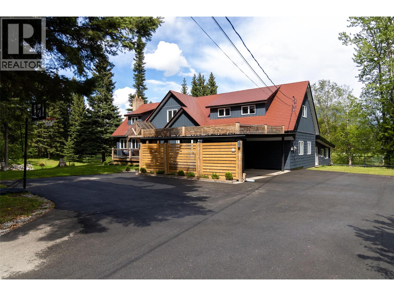 3292 Anderson Road, Fernie, British Columbia  V0B 1M1 - Photo 1 - 10395142