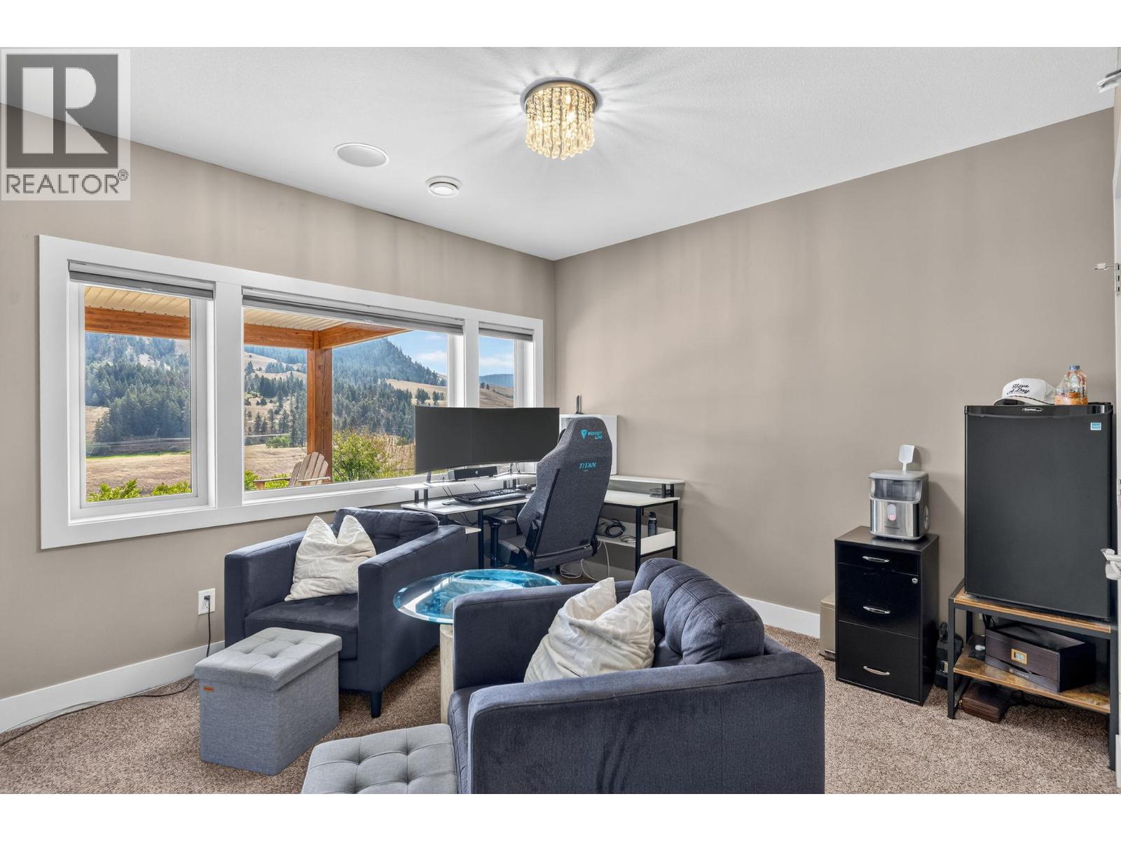 1084 Stockley Street, Kelowna, British Columbia  V1P 1R6 - Photo 43 - 10395386