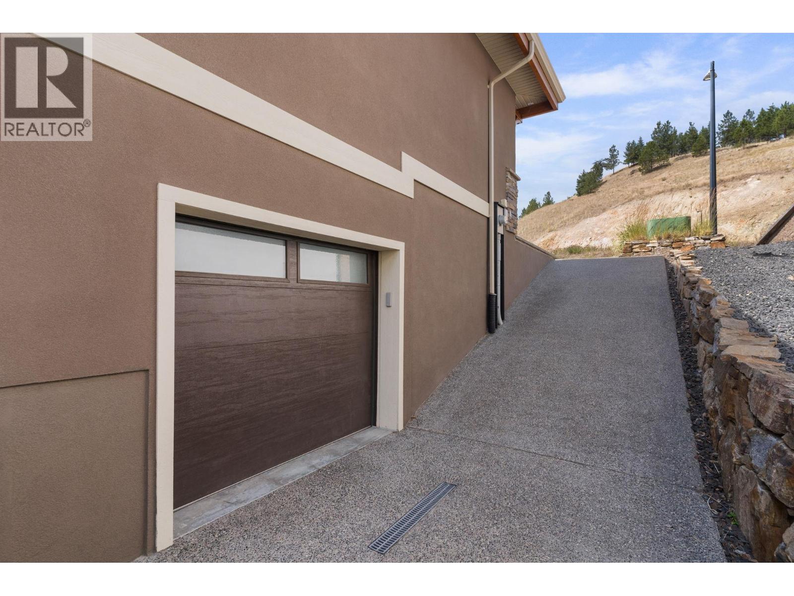 1084 Stockley Street, Kelowna, British Columbia  V1P 1R6 - Photo 48 - 10395386