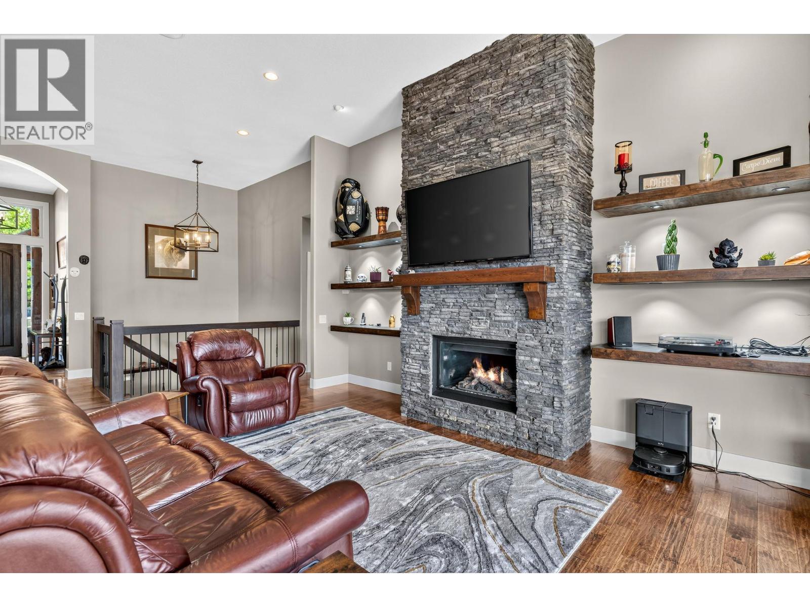 1084 Stockley Street, Kelowna, British Columbia  V1P 1R6 - Photo 5 - 10395386