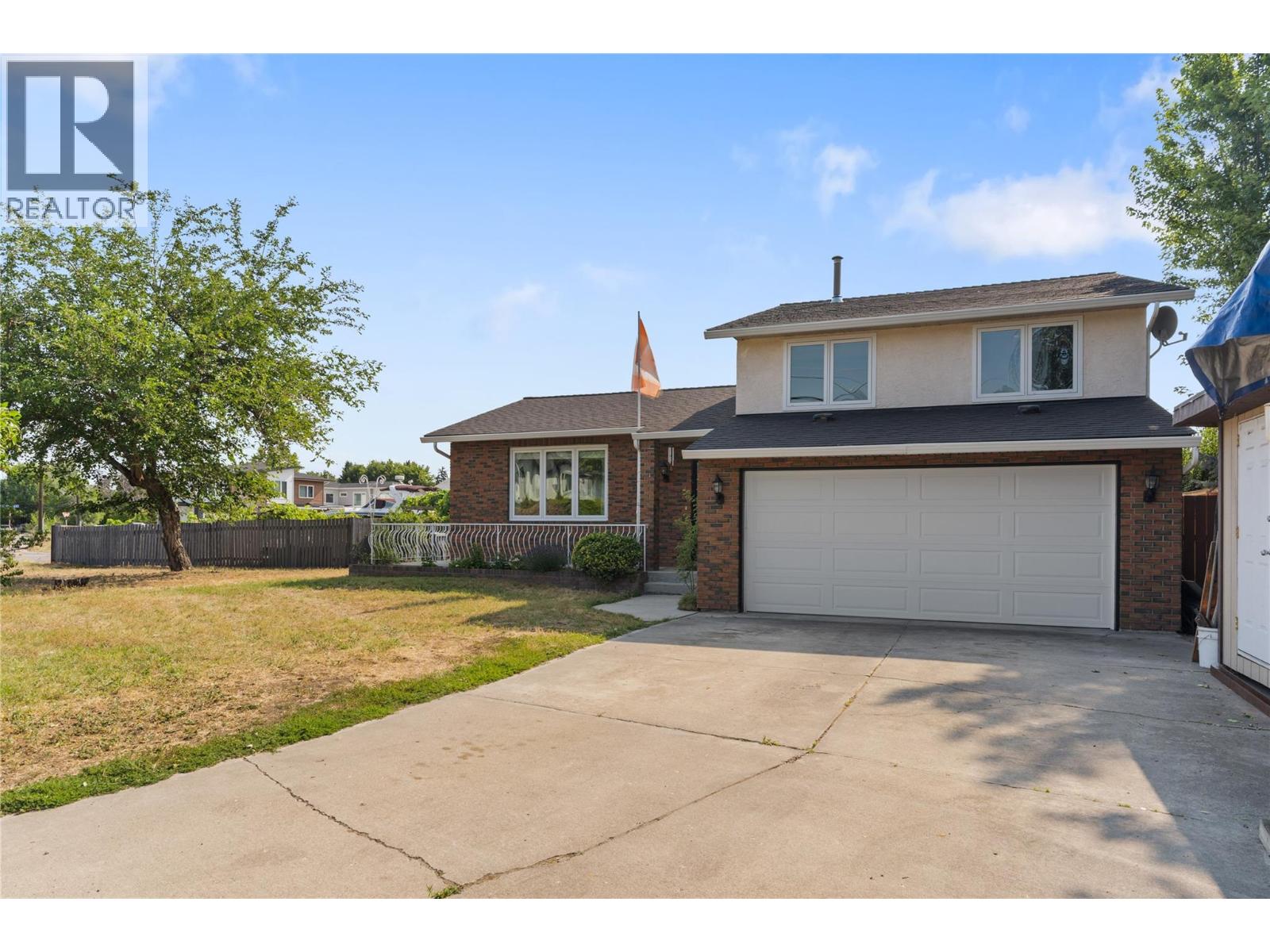 4201 Lakeshore Road, Kelowna, British Columbia  V1W 4H7 - Photo 1 - 10395267