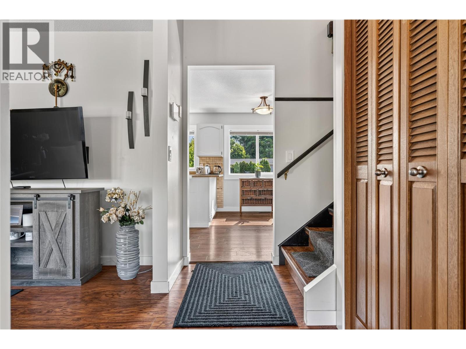 4201 Lakeshore Road, Kelowna, British Columbia  V1W 4H7 - Photo 16 - 10395267