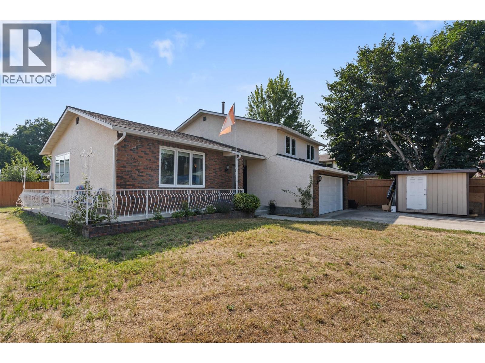 4201 Lakeshore Road, Kelowna, British Columbia  V1W 4H7 - Photo 2 - 10395267