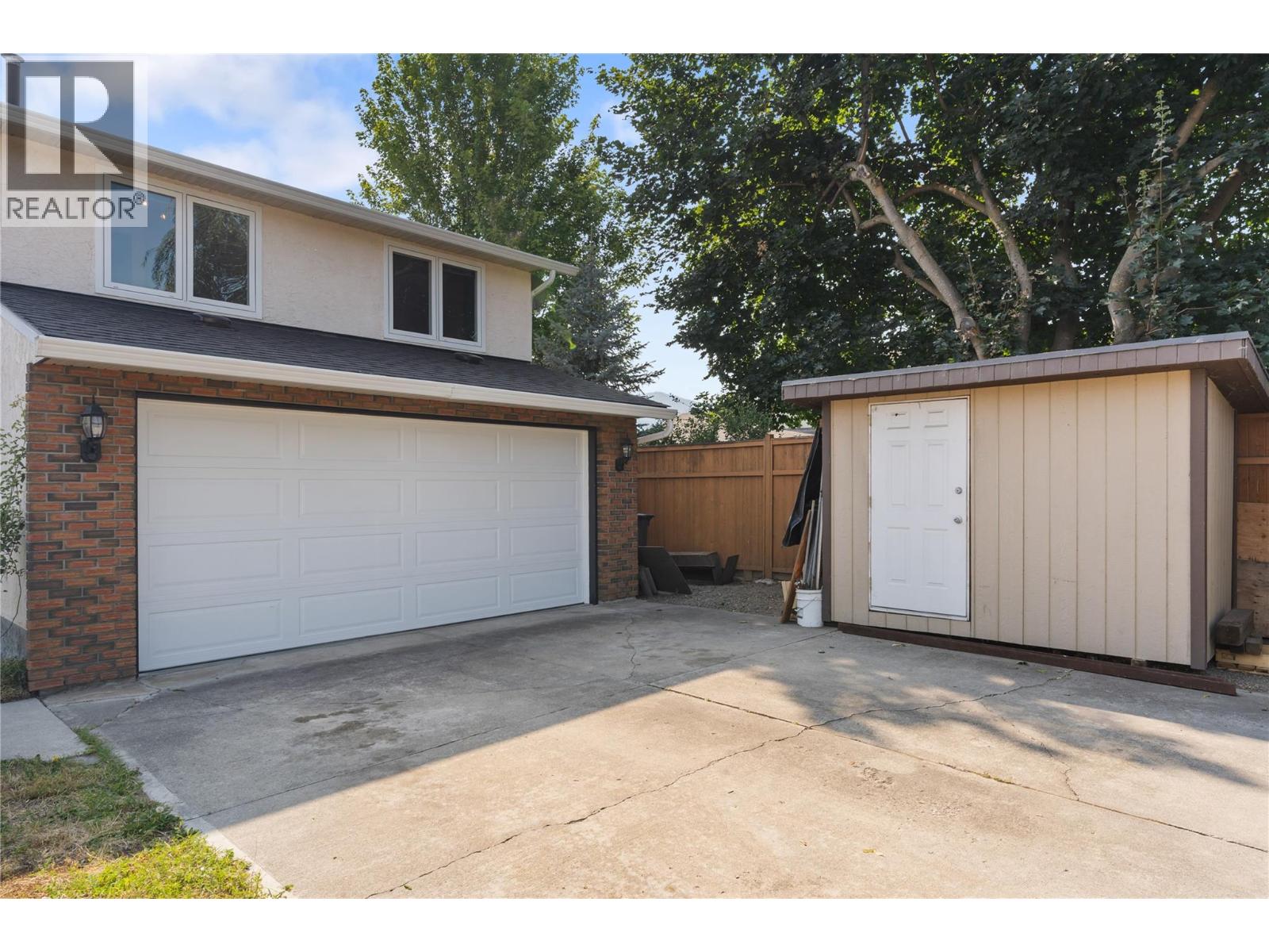 4201 Lakeshore Road, Kelowna, British Columbia  V1W 4H7 - Photo 3 - 10395267