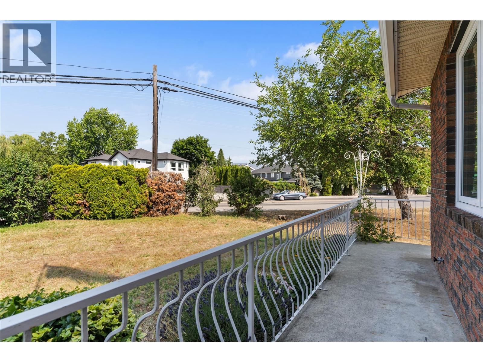 4201 Lakeshore Road, Kelowna, British Columbia  V1W 4H7 - Photo 34 - 10395267