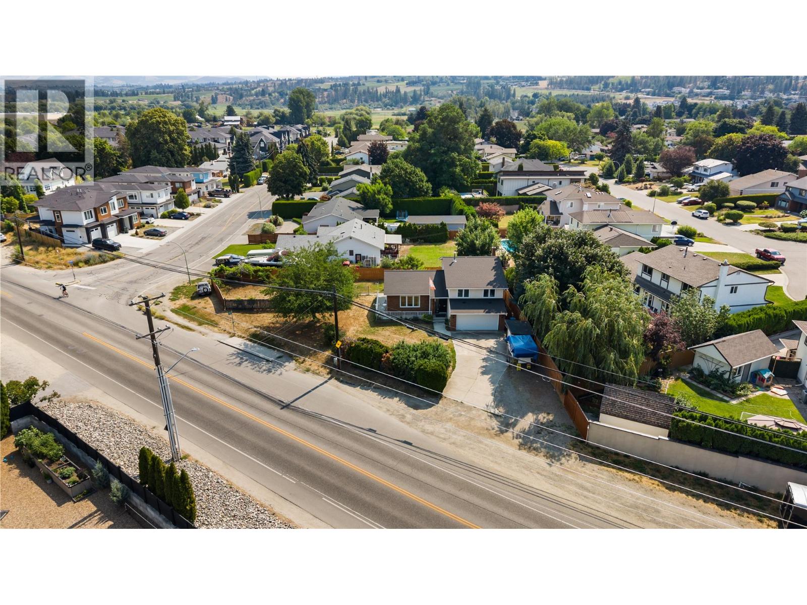 4201 Lakeshore Road, Kelowna, British Columbia  V1W 4H7 - Photo 44 - 10395267