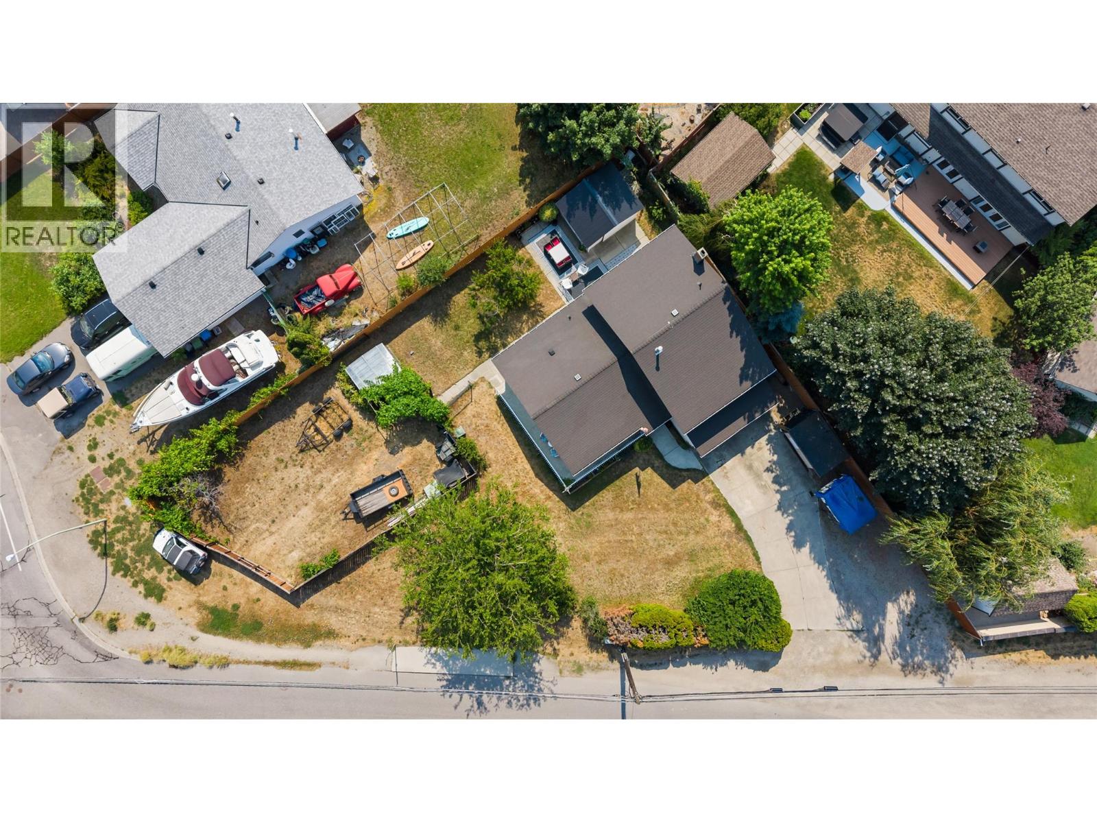 4201 Lakeshore Road, Kelowna, British Columbia  V1W 4H7 - Photo 47 - 10395267