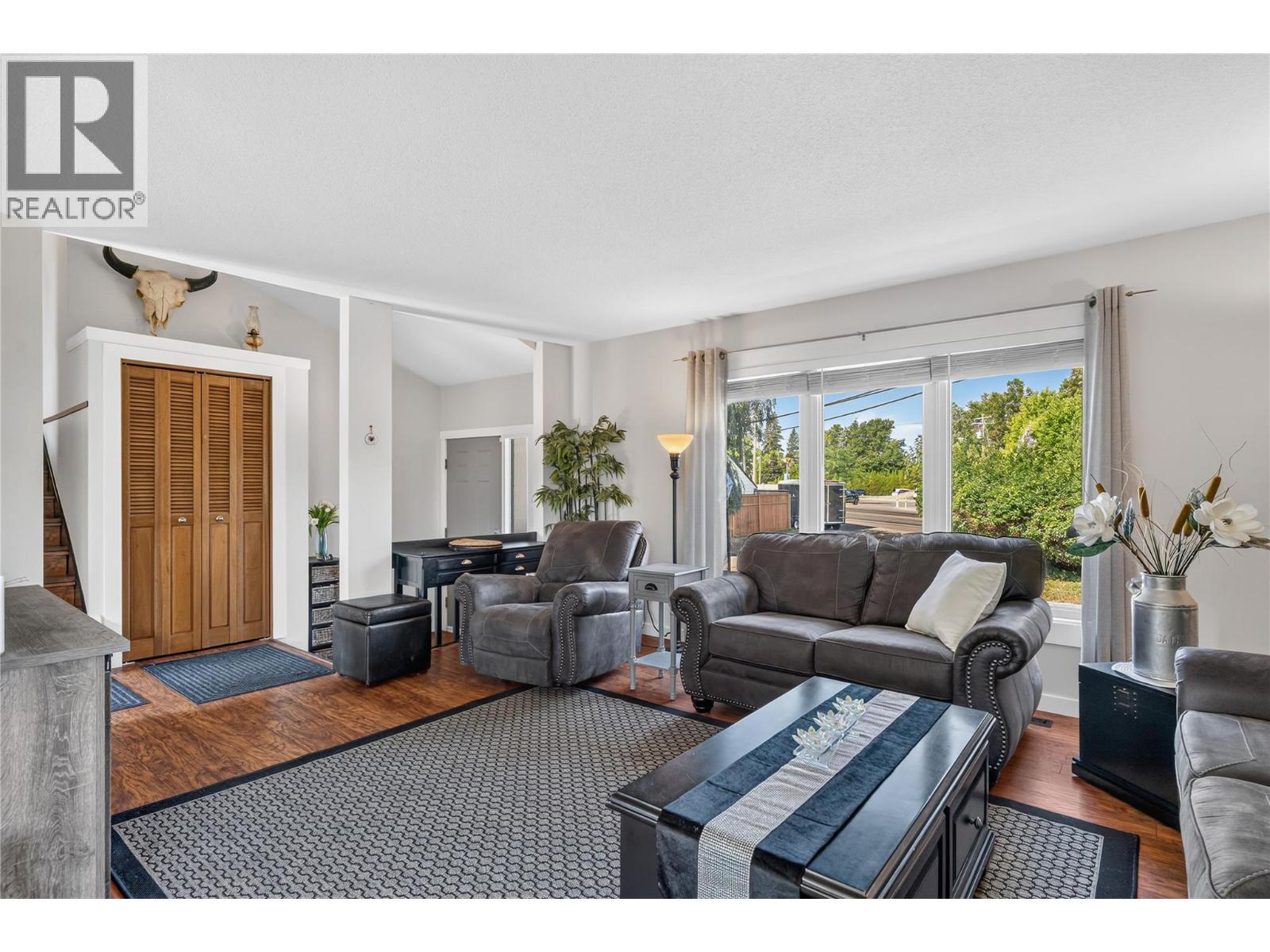4201 Lakeshore Road, Kelowna, British Columbia  V1W 4H7 - Photo 7 - 10395267
