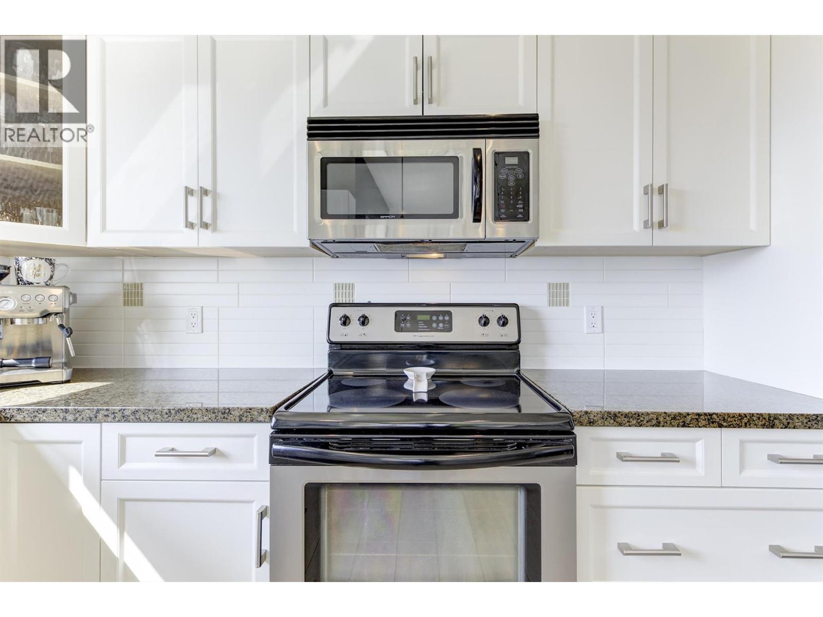 3211 Skyview Lane Unit# 304, West Kelowna, British Columbia  V4T 3J3 - Photo 12 - 10395222