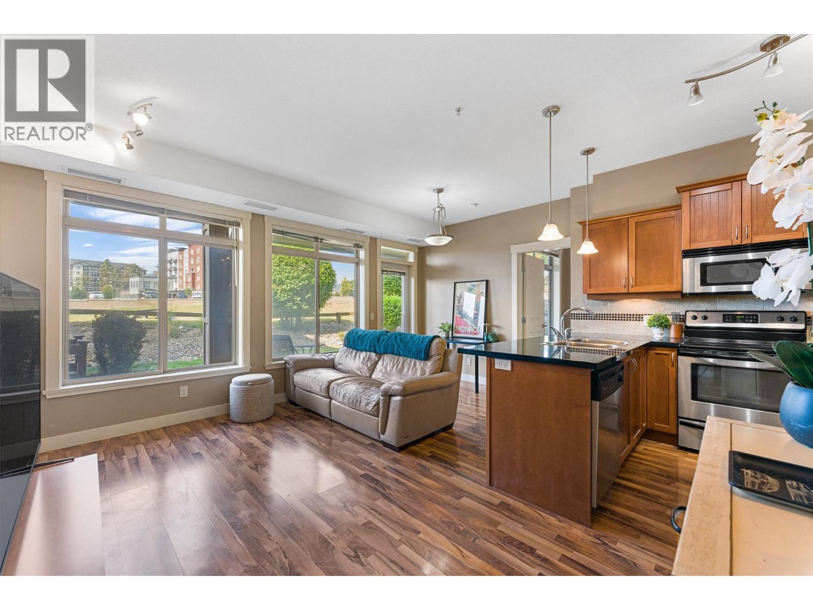 3533 Carrington Road Unit# 112, West Kelowna, British Columbia  V4T 2Z9 - Photo 3 - 10395527