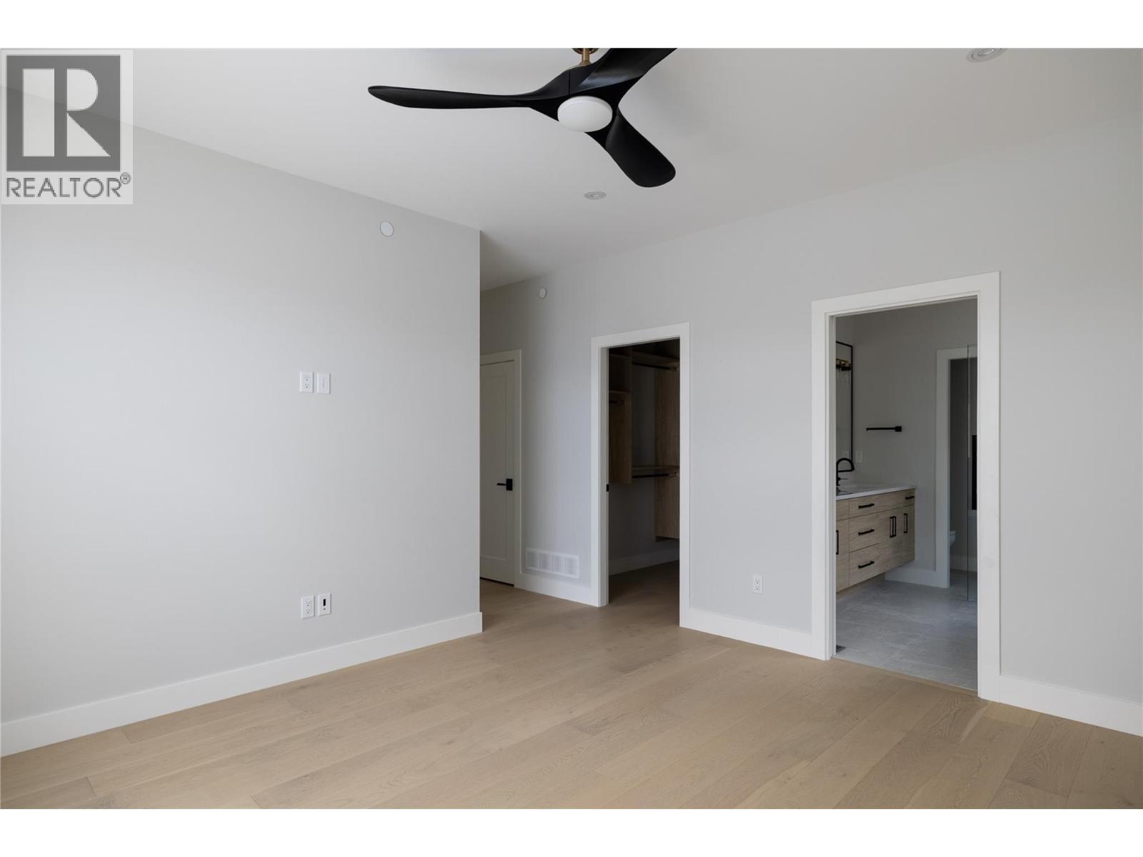 8828 Oxford Road, Vernon, British Columbia  V1H 2K8 - Photo 27 - 10395537