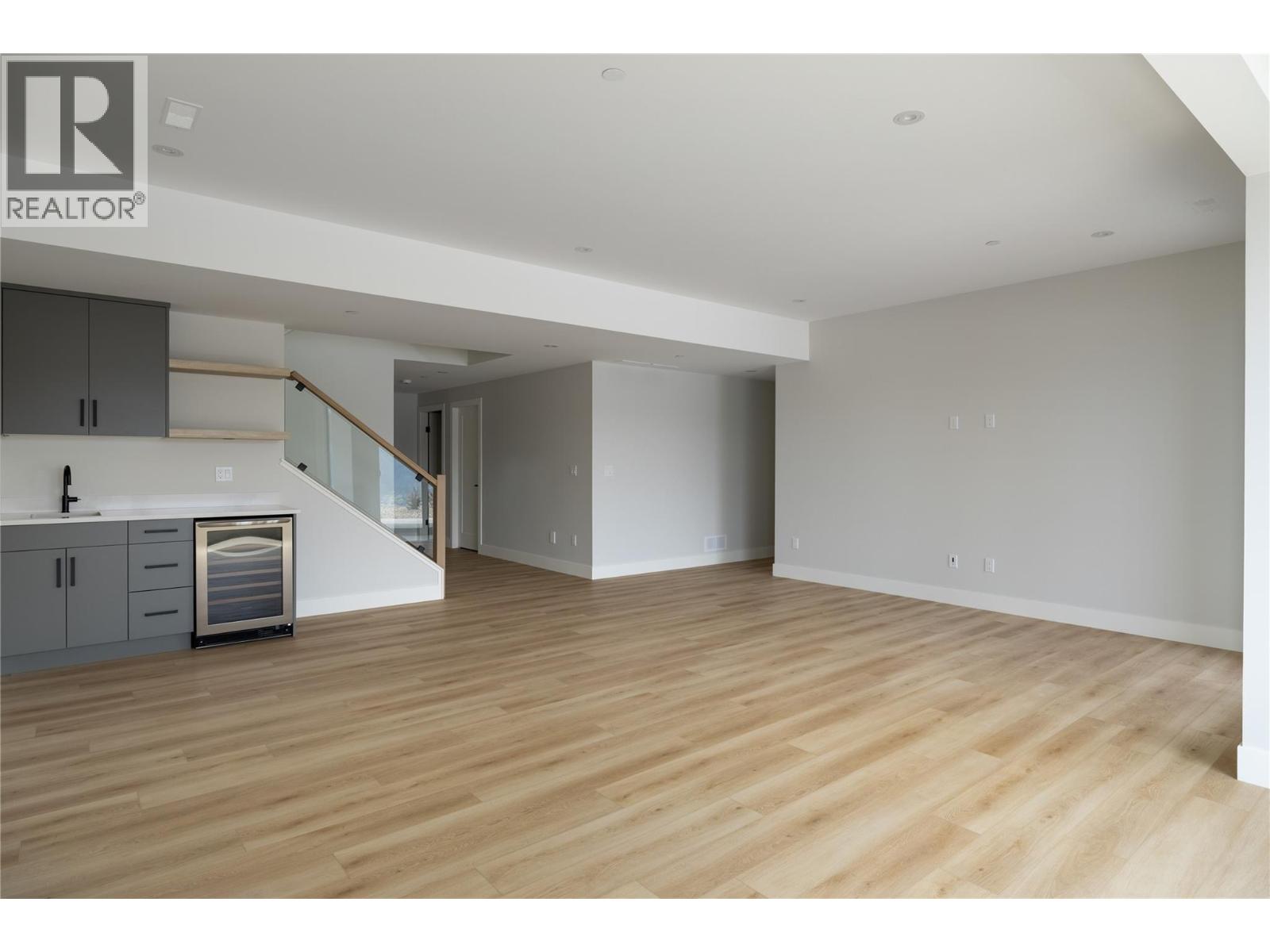 8828 Oxford Road, Vernon, British Columbia  V1H 2K8 - Photo 41 - 10395537