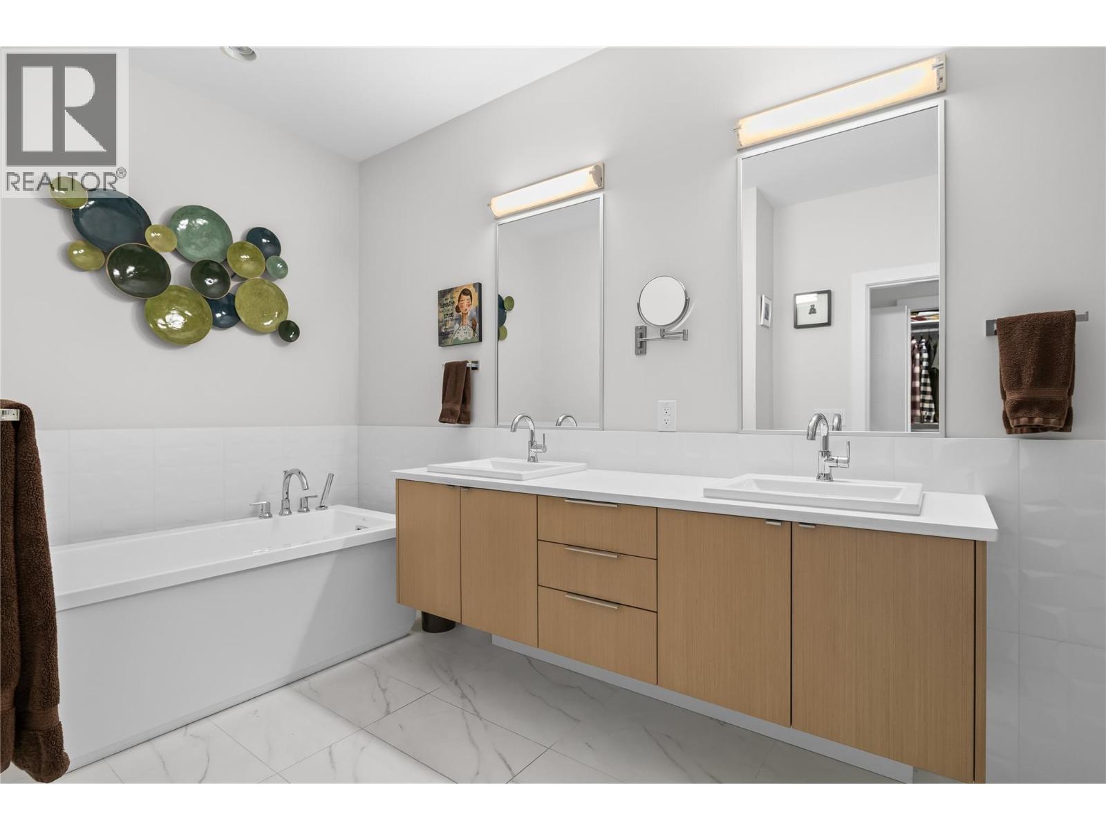 1349 Rocky Point Drive Unit# 6, Kelowna, British Columbia  V1V 0B5 - Photo 23 - 10395518