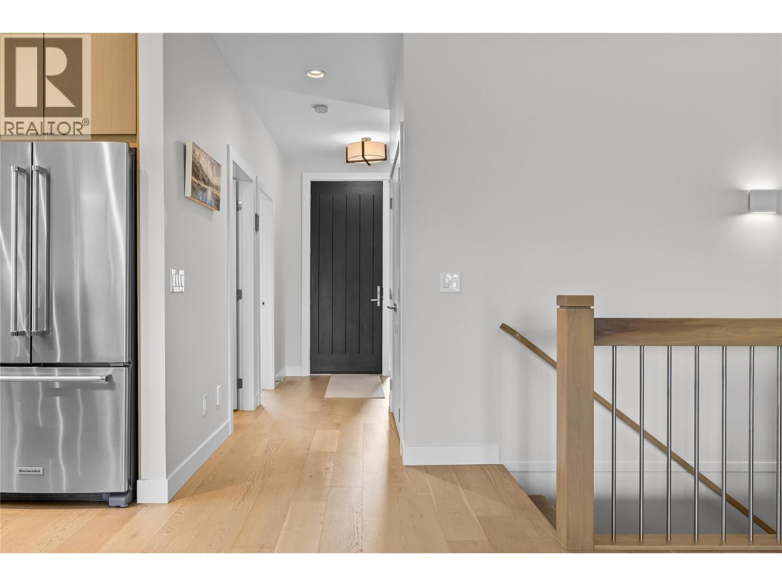 1349 Rocky Point Drive Unit# 6, Kelowna, British Columbia  V1V 0B5 - Photo 4 - 10395518