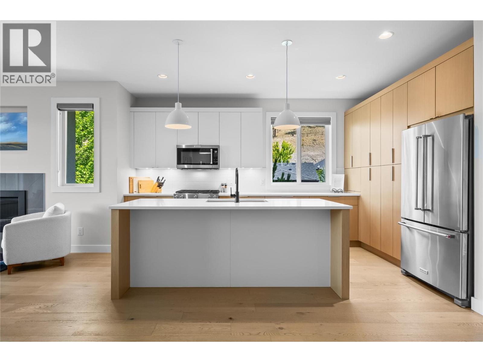 1349 Rocky Point Drive Unit# 6, Kelowna, British Columbia  V1V 0B5 - Photo 5 - 10395518