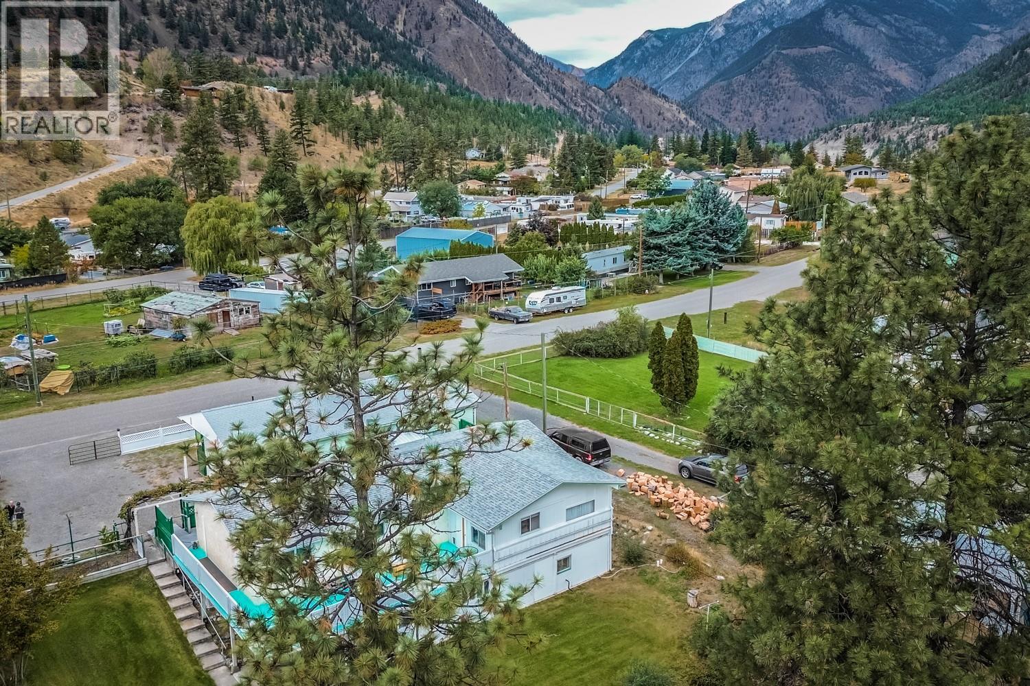 475 Davidson Crescent, Lillooet, British Columbia  V0K 1V0 - Photo 4 - 10395481