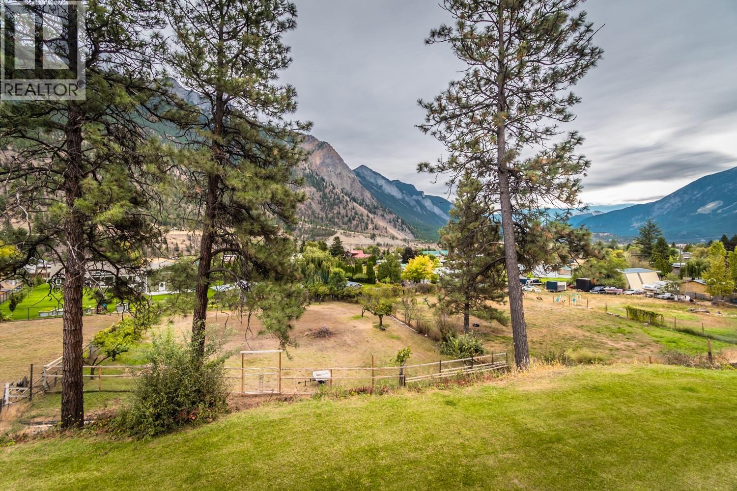 475 Davidson Crescent, Lillooet, British Columbia  V0K 1V0 - Photo 44 - 10395481