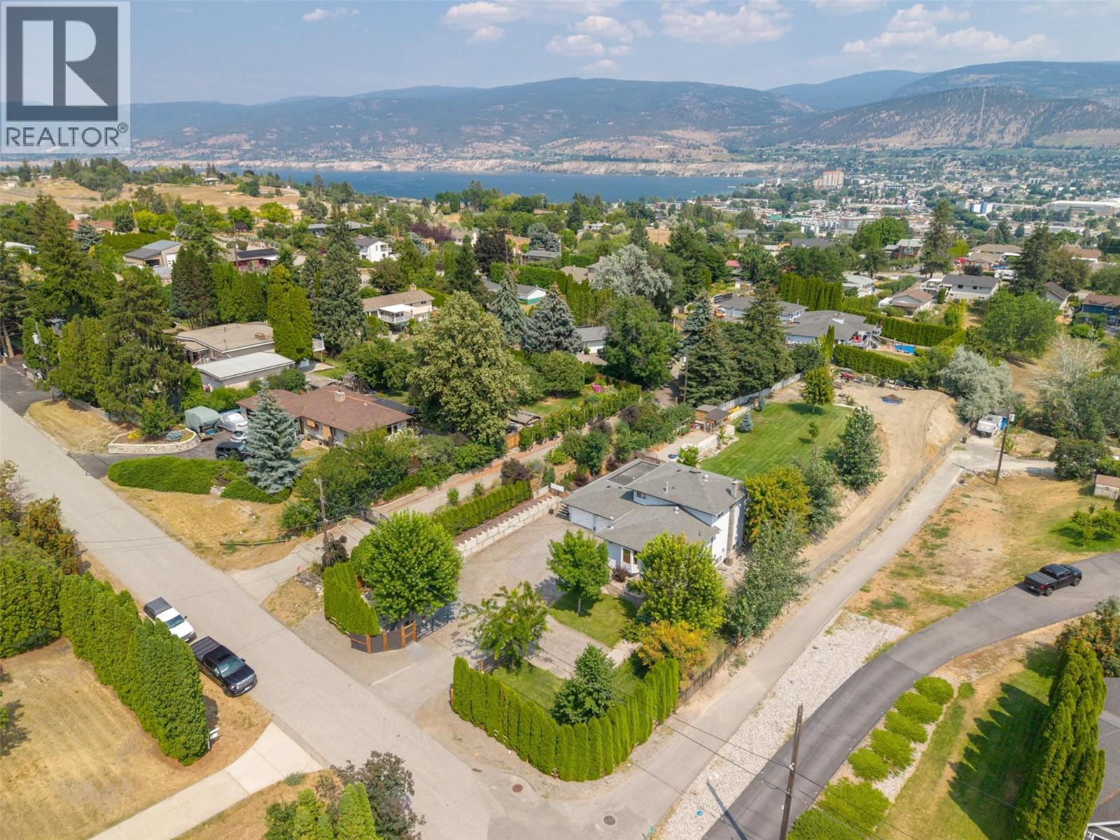 601 Valiant Drive, Penticton, British Columbia  V2A 8Y1 - Photo 10 - 10395517