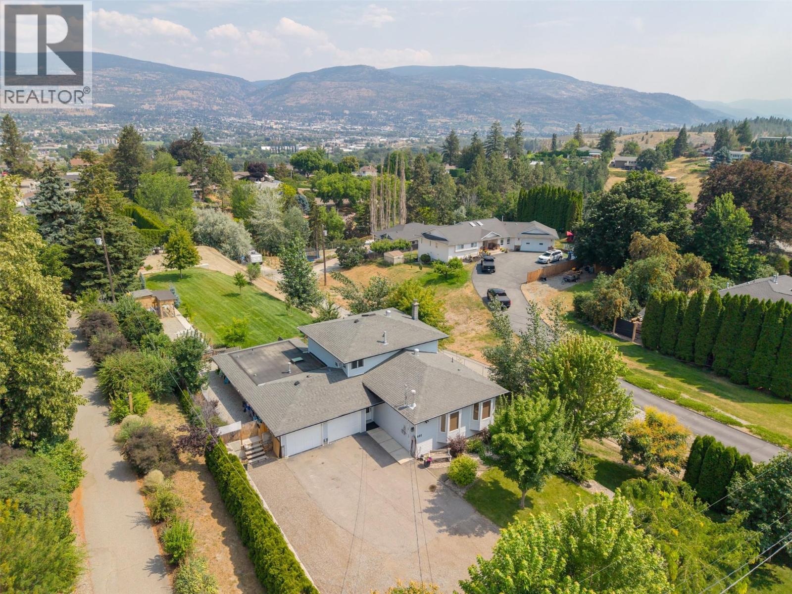 601 Valiant Drive, Penticton, British Columbia  V2A 8Y1 - Photo 11 - 10395517