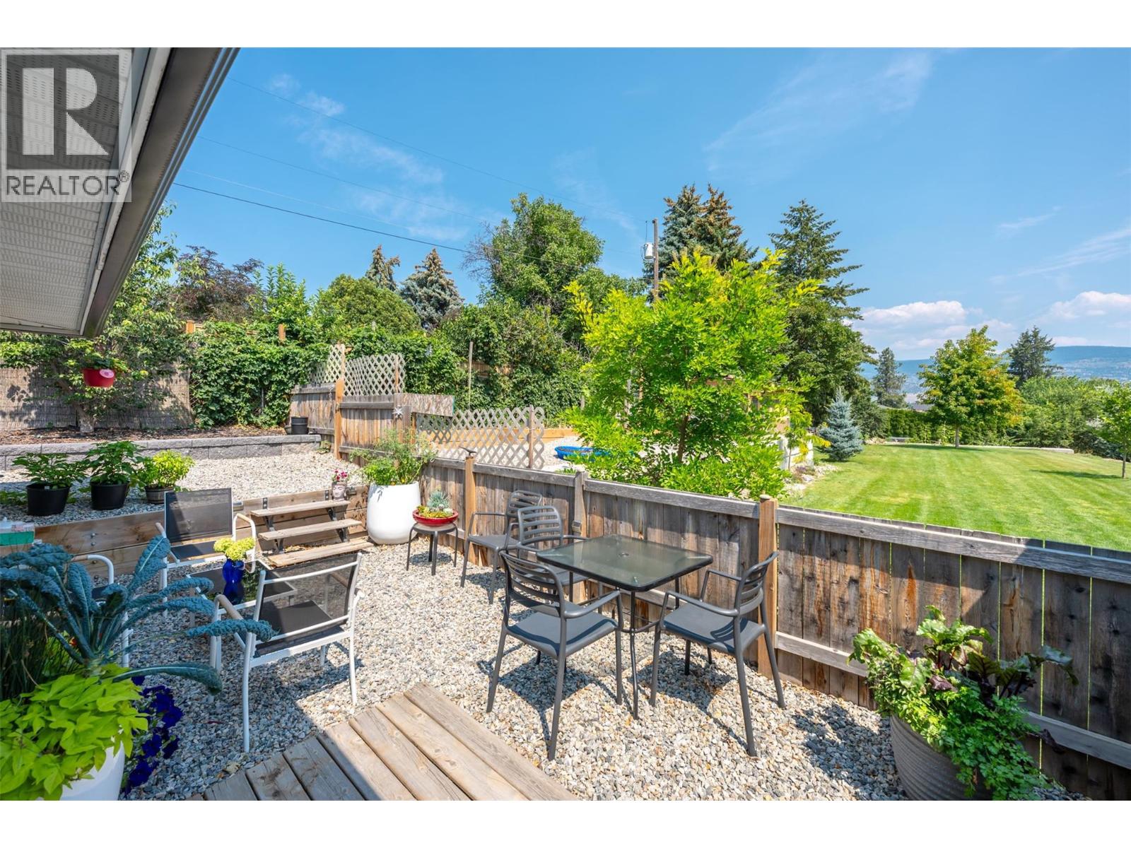 601 Valiant Drive, Penticton, British Columbia  V2A 8Y1 - Photo 32 - 10395517