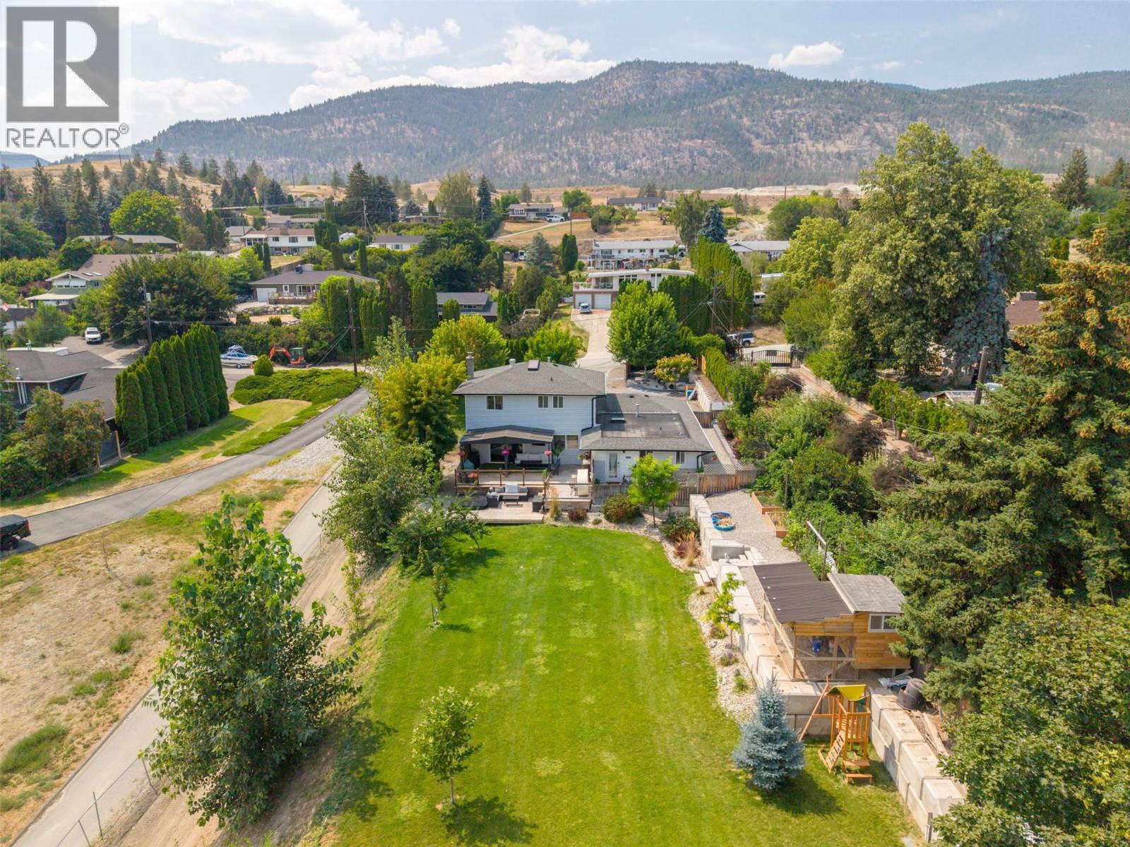 601 Valiant Drive, Penticton, British Columbia  V2A 8Y1 - Photo 8 - 10395517