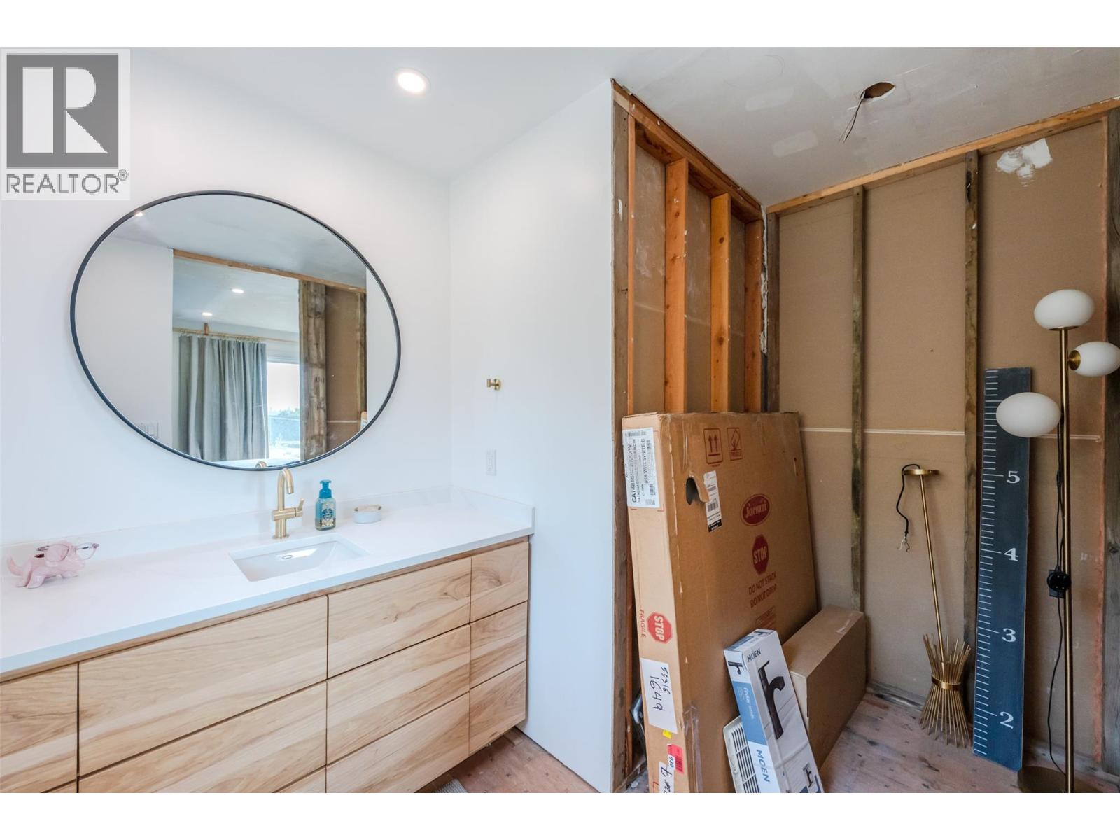 1617 Sparton Drive, Penticton, British Columbia  V2A 8Z5 - Photo 31 - 10395262