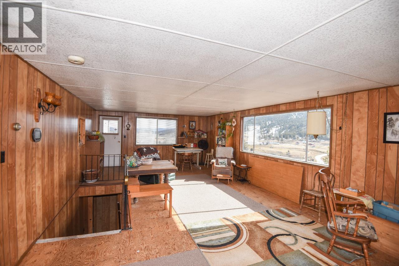 7520 West Subdivision Road, Clinton, British Columbia  V0K 1K0 - Photo 16 - 10394318