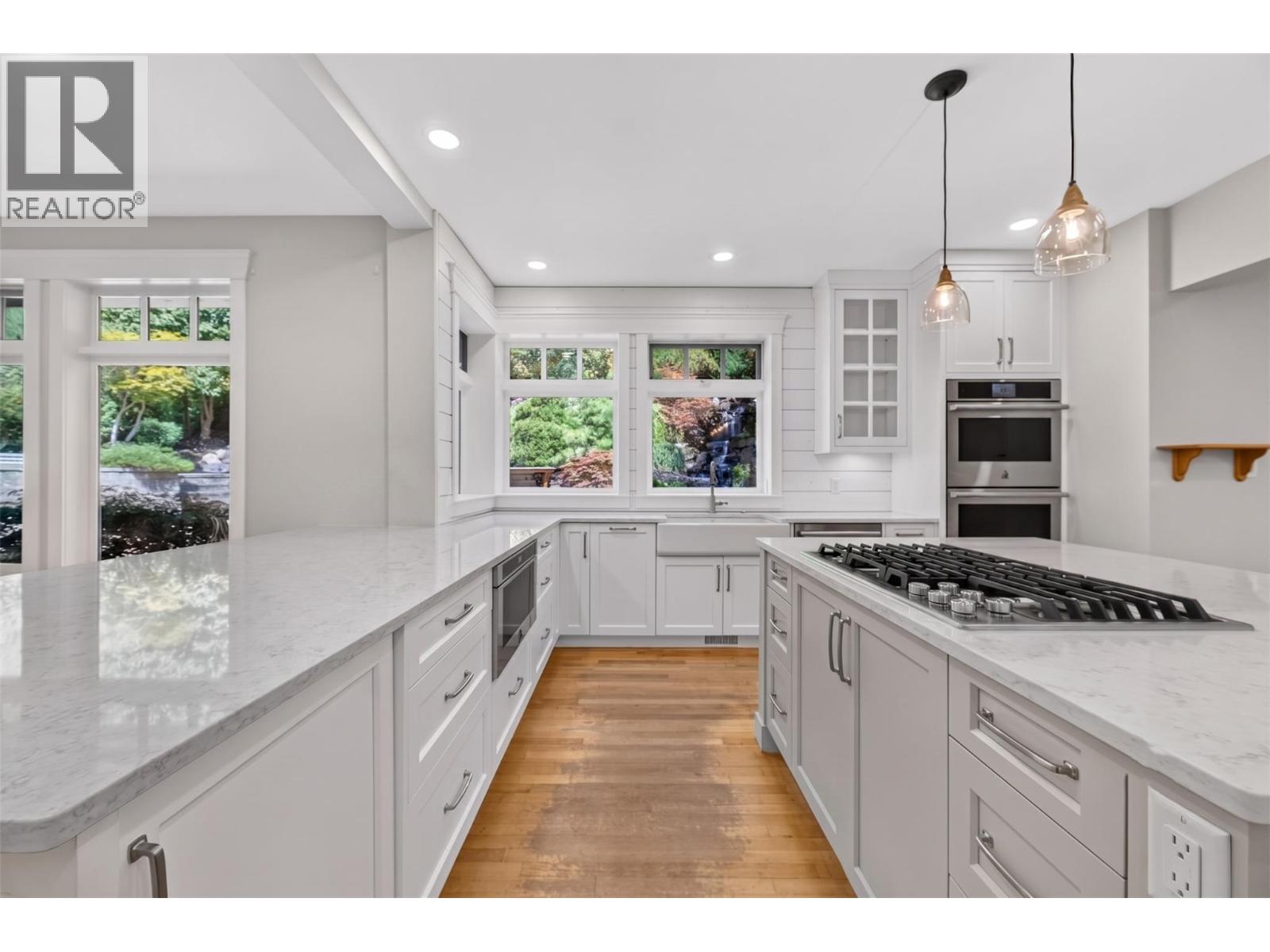 4940 16 Street Ne, Salmon Arm, British Columbia  V1E 1E1 - Photo 13 - 10395432
