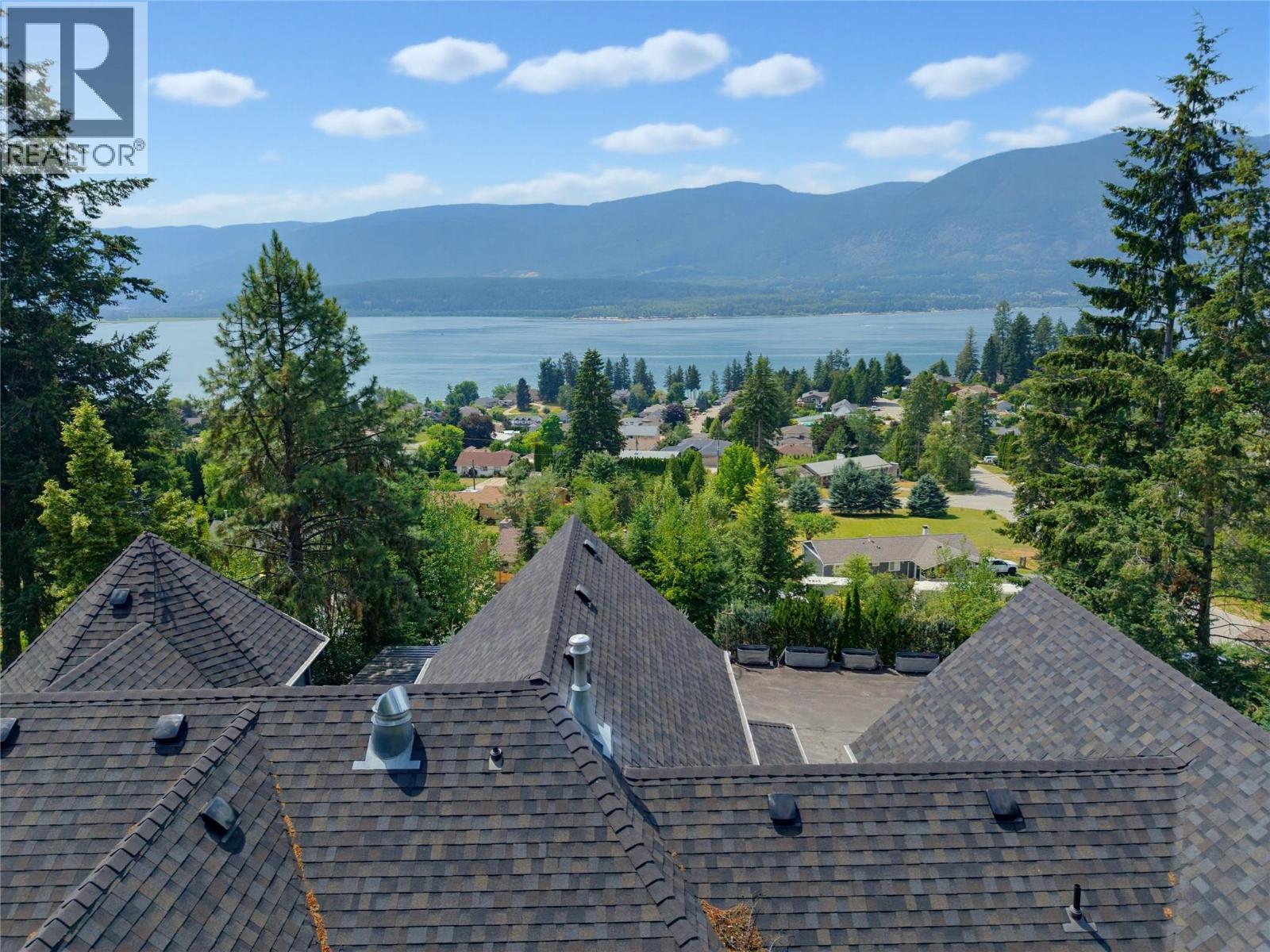 4940 16 Street Ne, Salmon Arm, British Columbia  V1E 1E1 - Photo 3 - 10395432