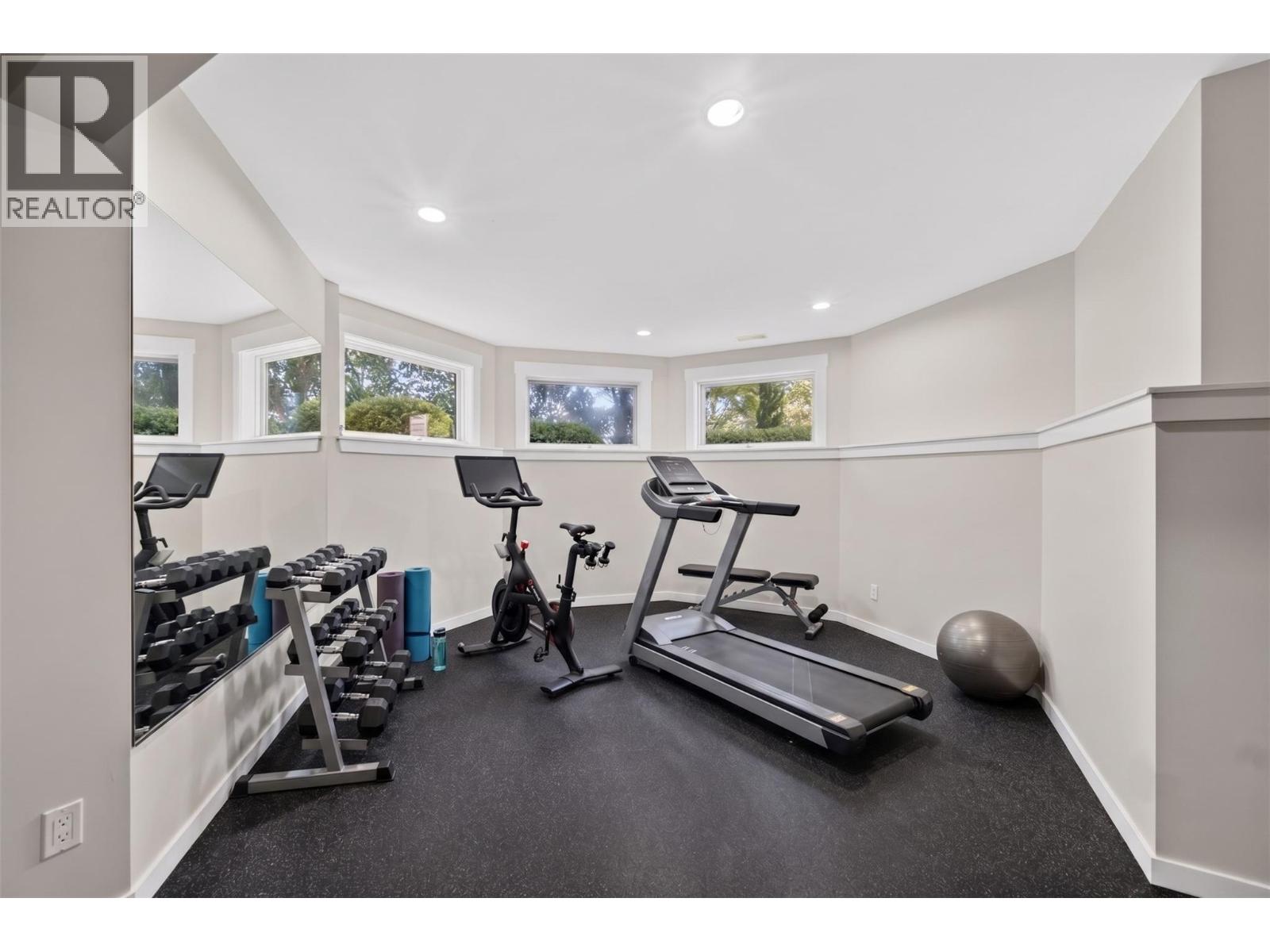 4940 16 Street Ne, Salmon Arm, British Columbia  V1E 1E1 - Photo 61 - 10395432