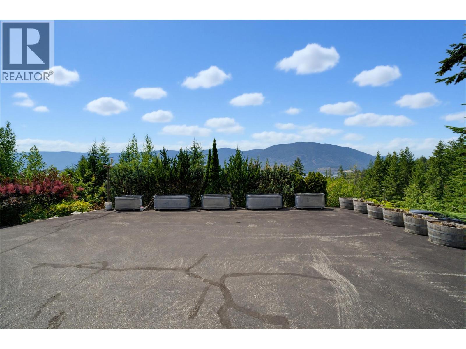 4940 16 Street Ne, Salmon Arm, British Columbia  V1E 1E1 - Photo 92 - 10395432
