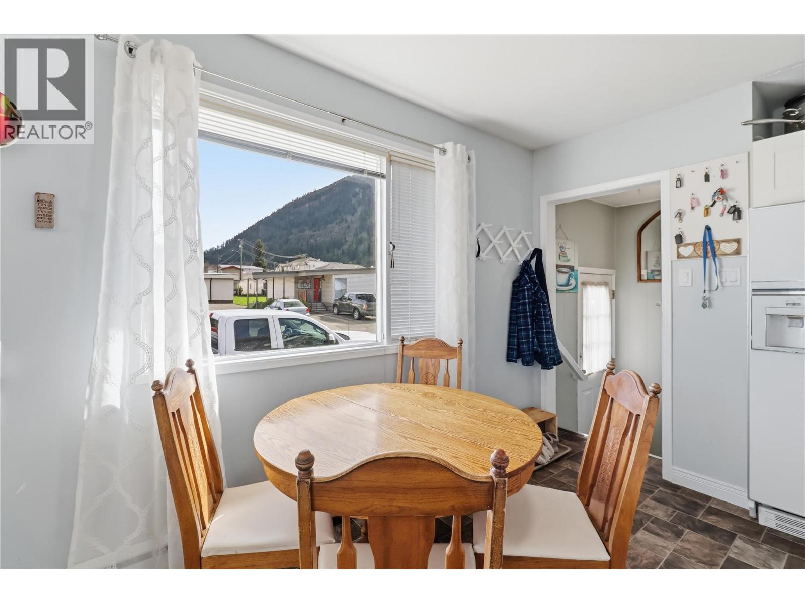 314 Willson Street, Chase, British Columbia  V0E 1M0 - Photo 10 - 10395364