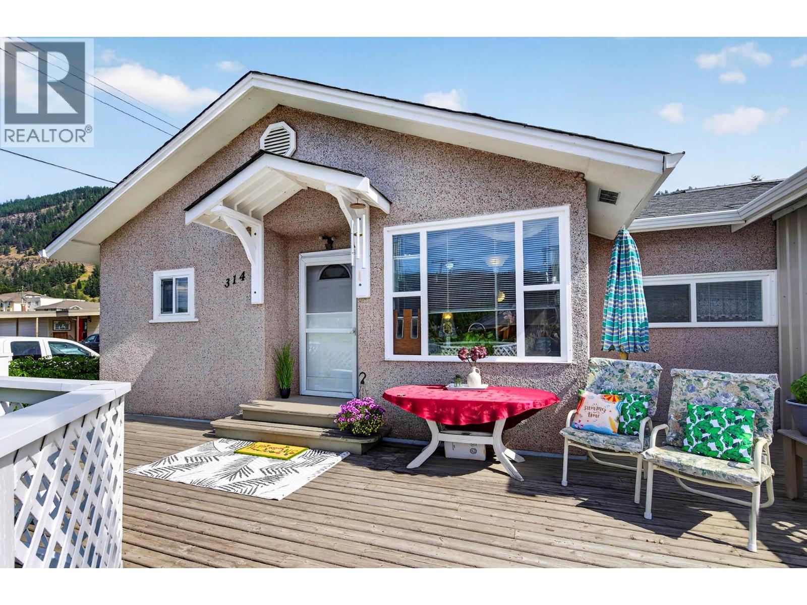 314 Willson Street, Chase, British Columbia  V0E 1M0 - Photo 3 - 10395364