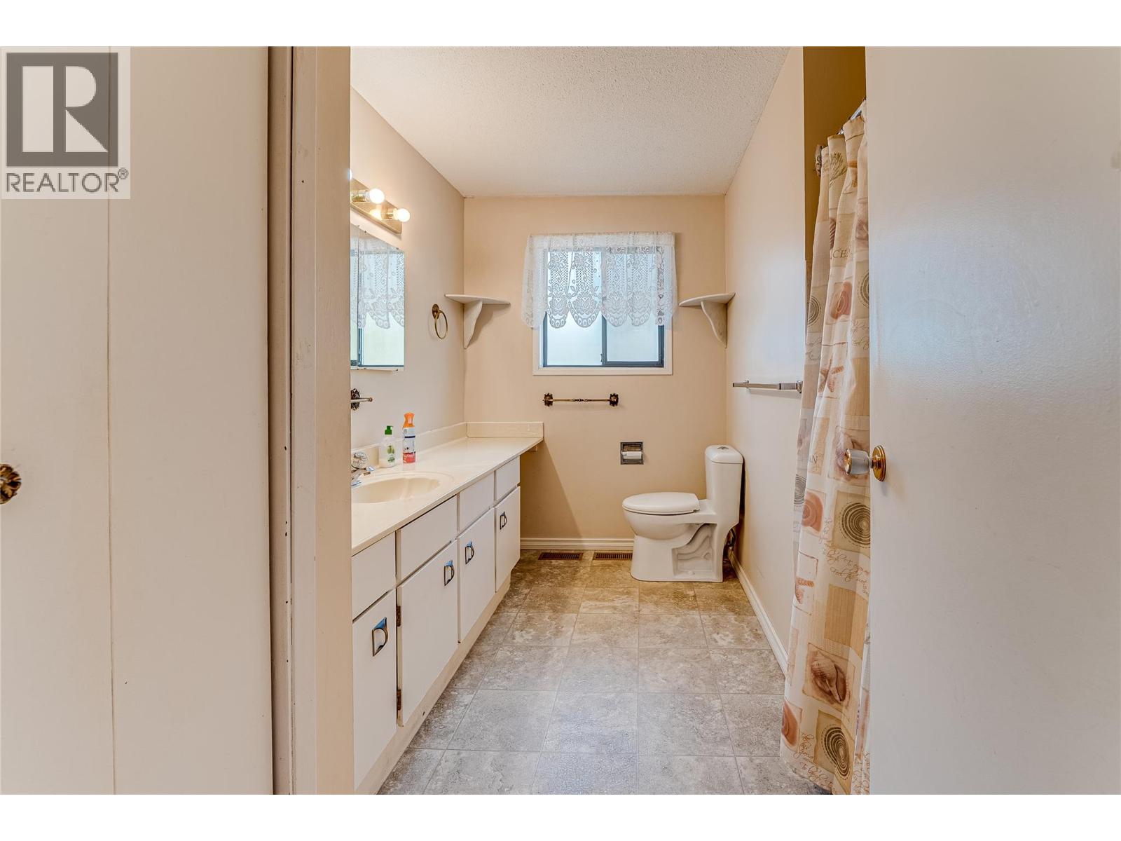 3472 Lockhart Crescent, Spallumcheen, British Columbia  V4Y 0S9 - Photo 23 - 10395323
