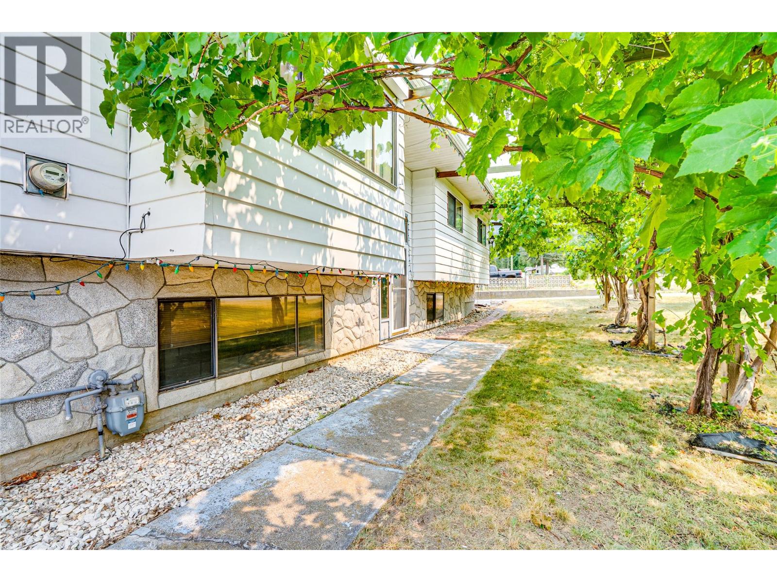 3472 Lockhart Crescent, Spallumcheen, British Columbia  V4Y 0S9 - Photo 69 - 10395323