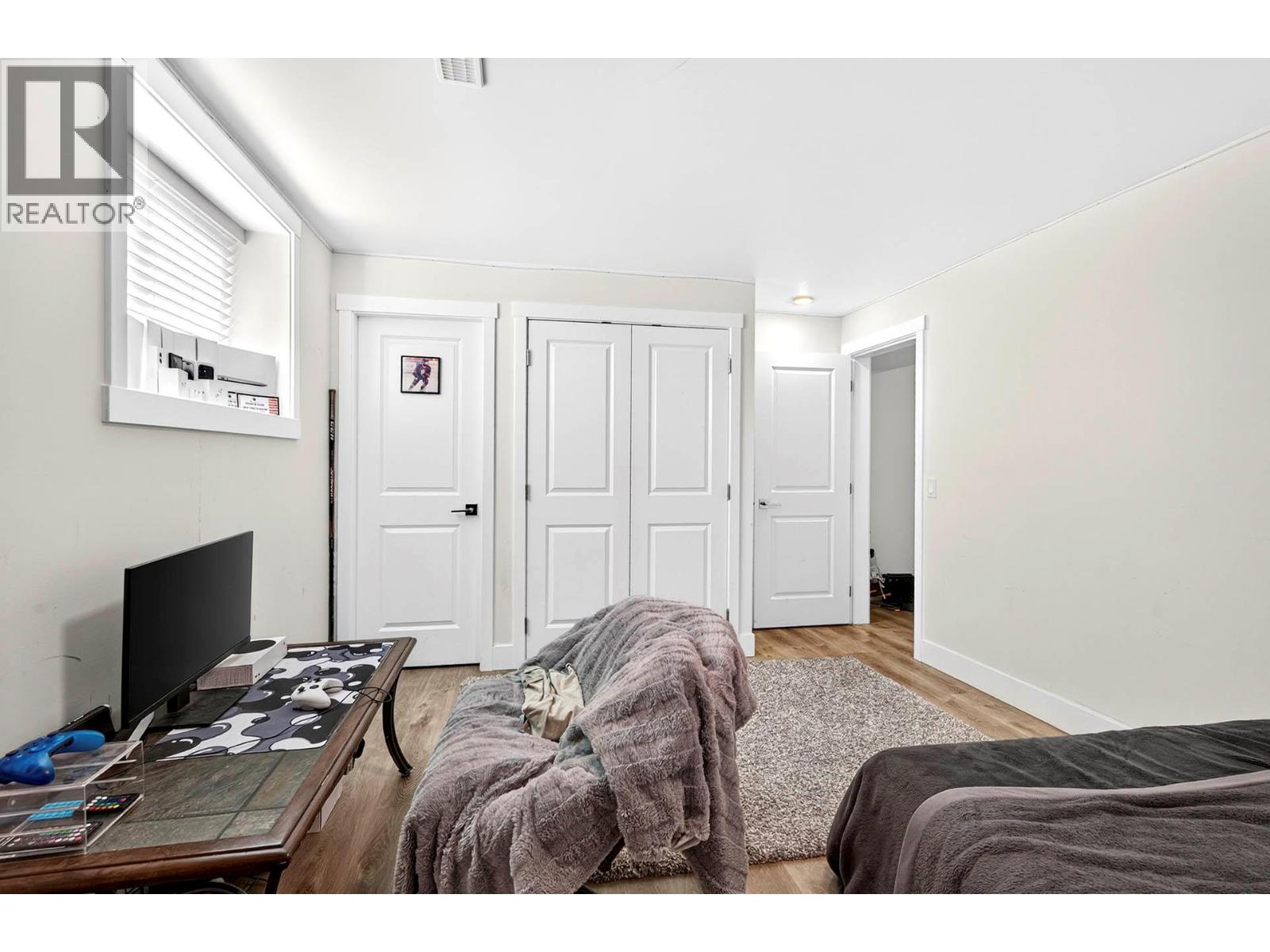 3585 Navatanee Drive, Kamloops, British Columbia  V2H 1S1 - Photo 33 - 10395237