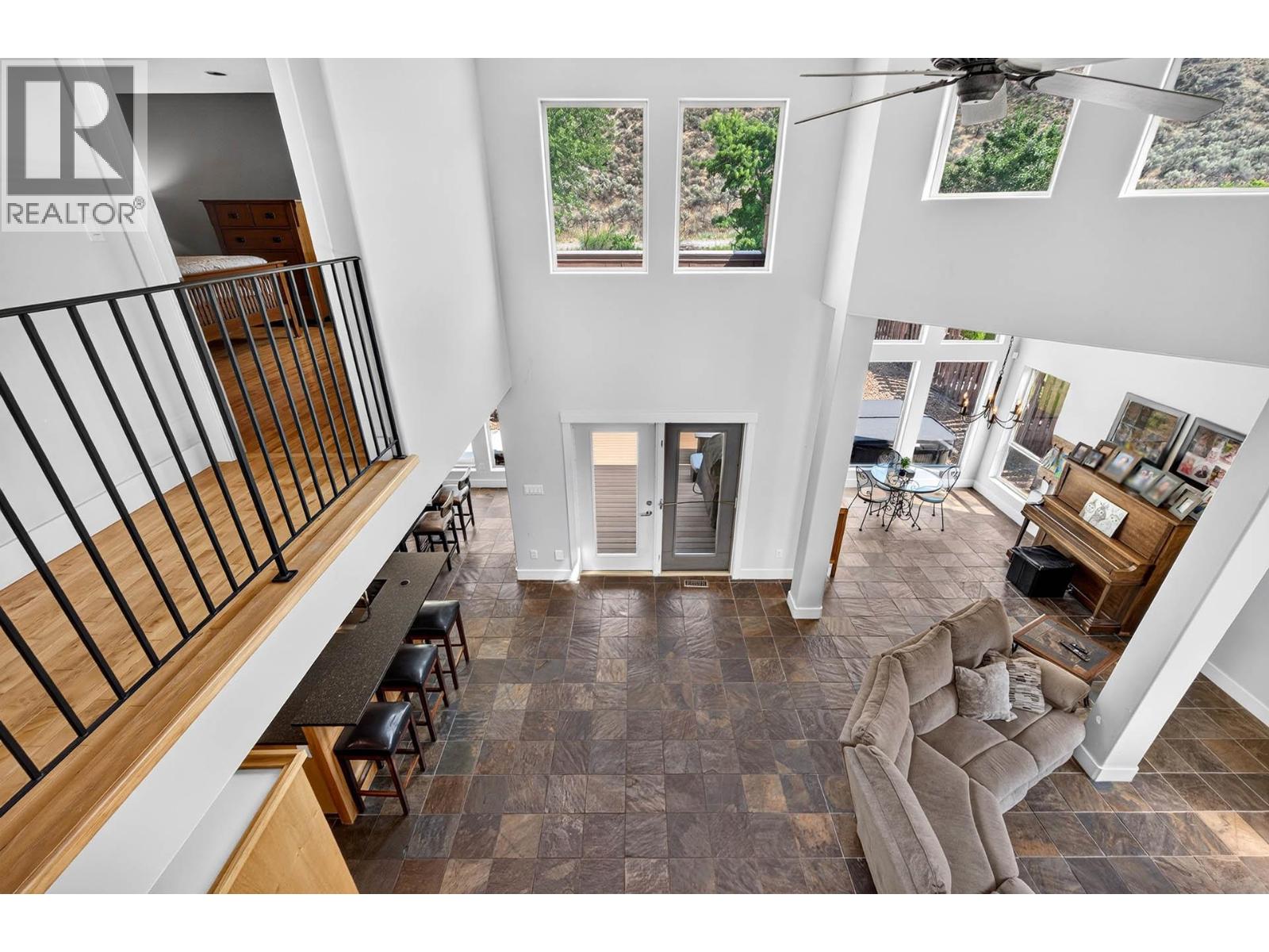 3585 Navatanee Drive, Kamloops, British Columbia  V2H 1S1 - Photo 44 - 10395237