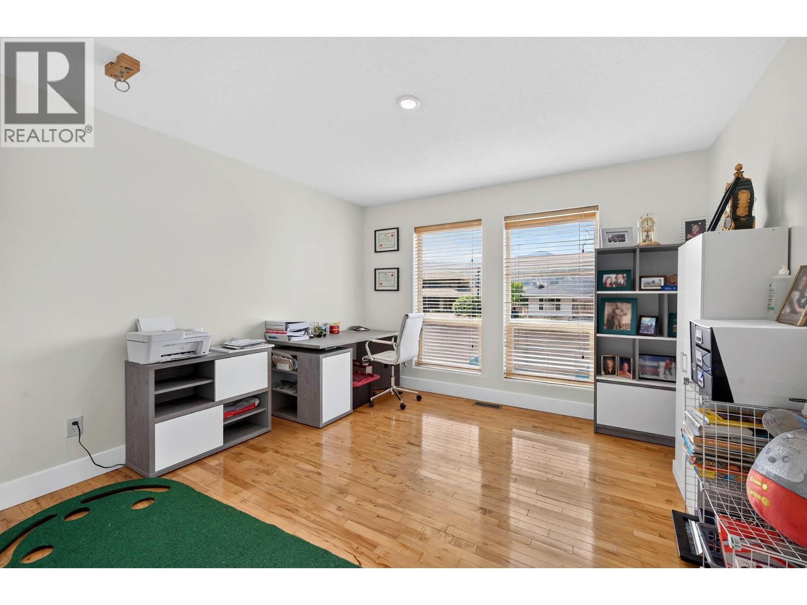 3585 Navatanee Drive, Kamloops, British Columbia  V2H 1S1 - Photo 49 - 10395237