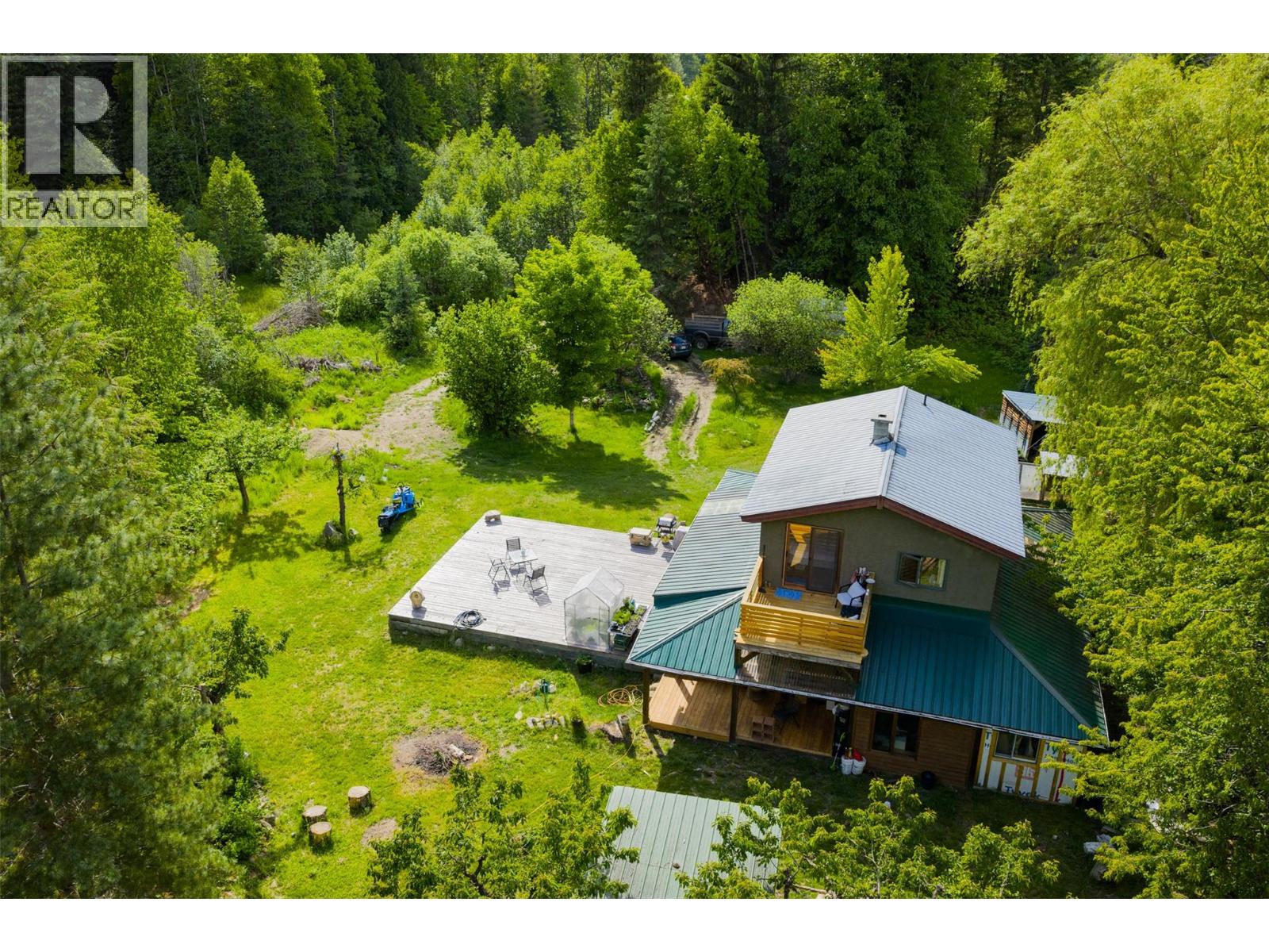 7010 Perrys Cemetery Road, Winlaw, British Columbia  V0G 2J0 - Photo 34 - 10395534