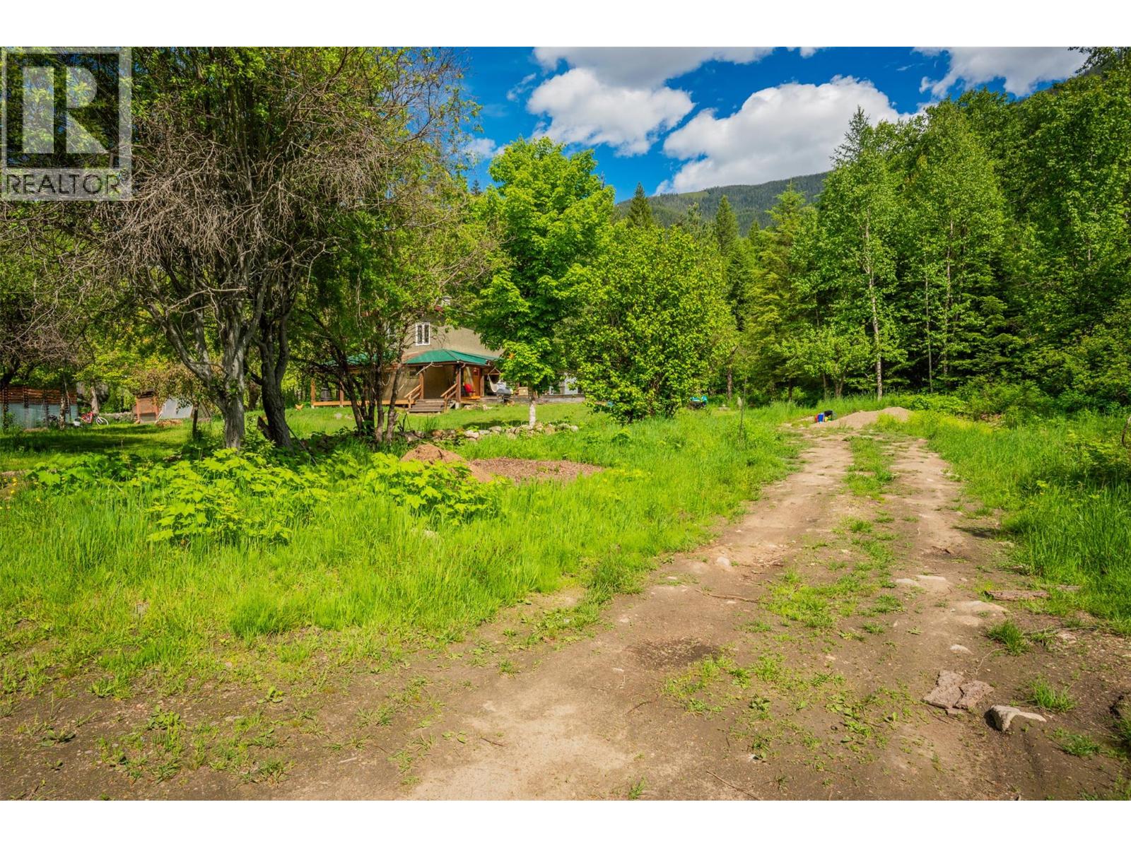 7010 Perrys Cemetery Road, Winlaw, British Columbia  V0G 2J0 - Photo 49 - 10395534