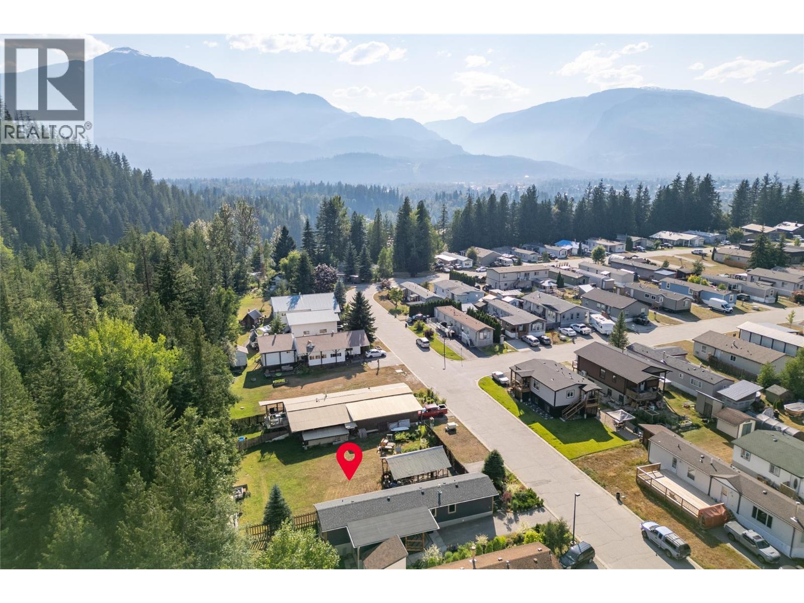 98 Johnson Way, Revelstoke, British Columbia  V0E 2S0 - Photo 6 - 10395065