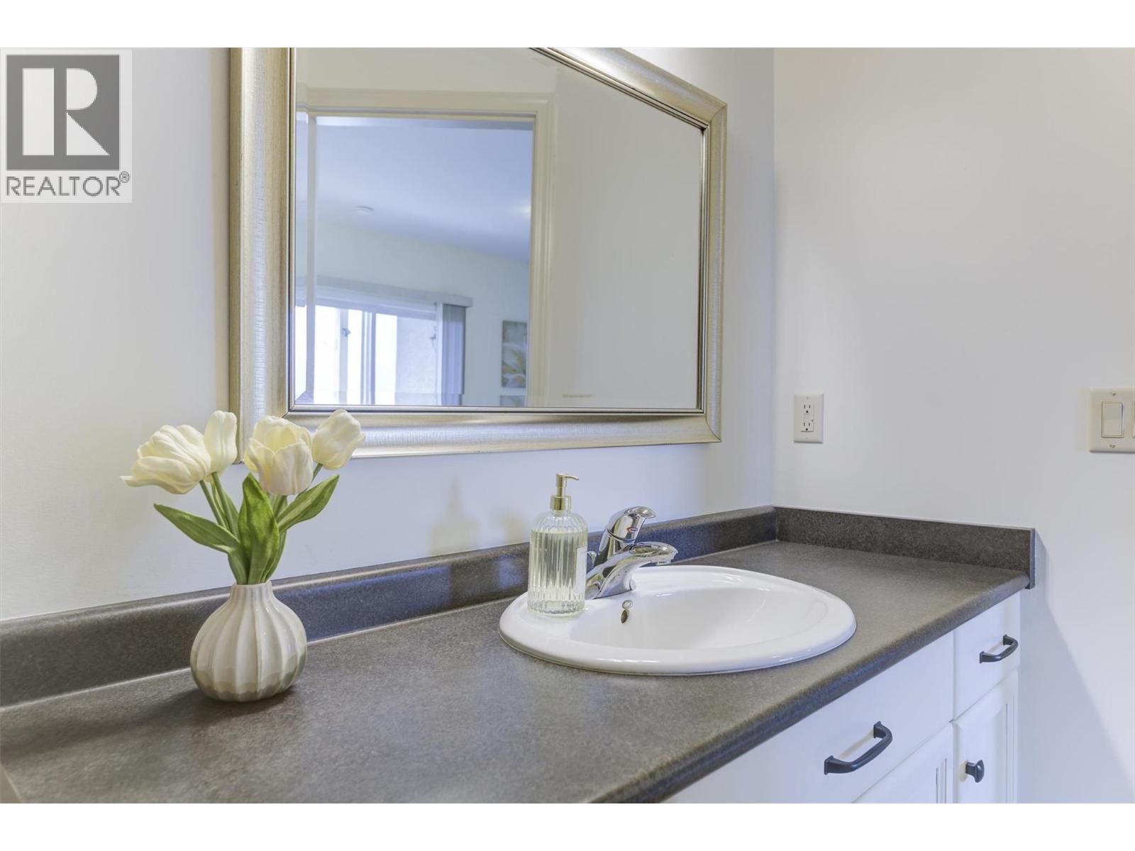 5205 Sandhills Drive, Kelowna, British Columbia  V1X 7Y7 - Photo 57 - 10395019