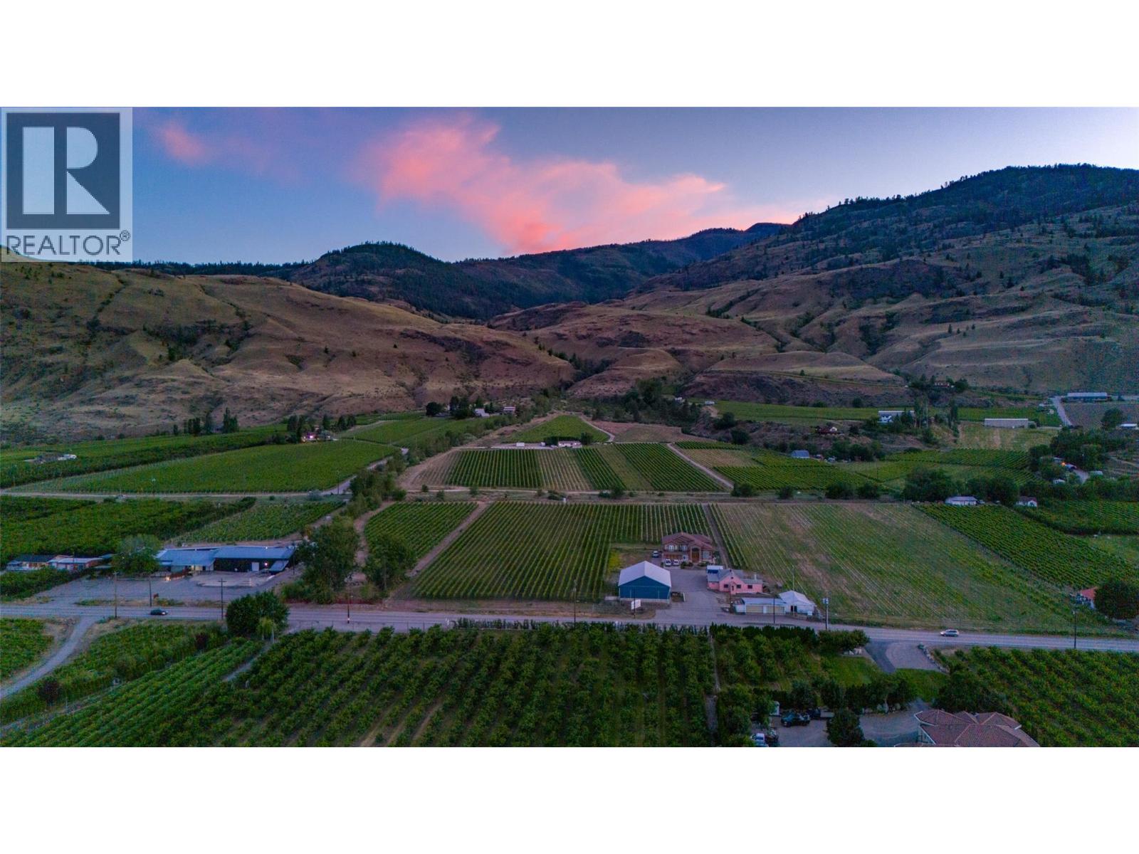 4564 Highway 97, Oliver, British Columbia  V0H 1T0 - Photo 2 - 10395605