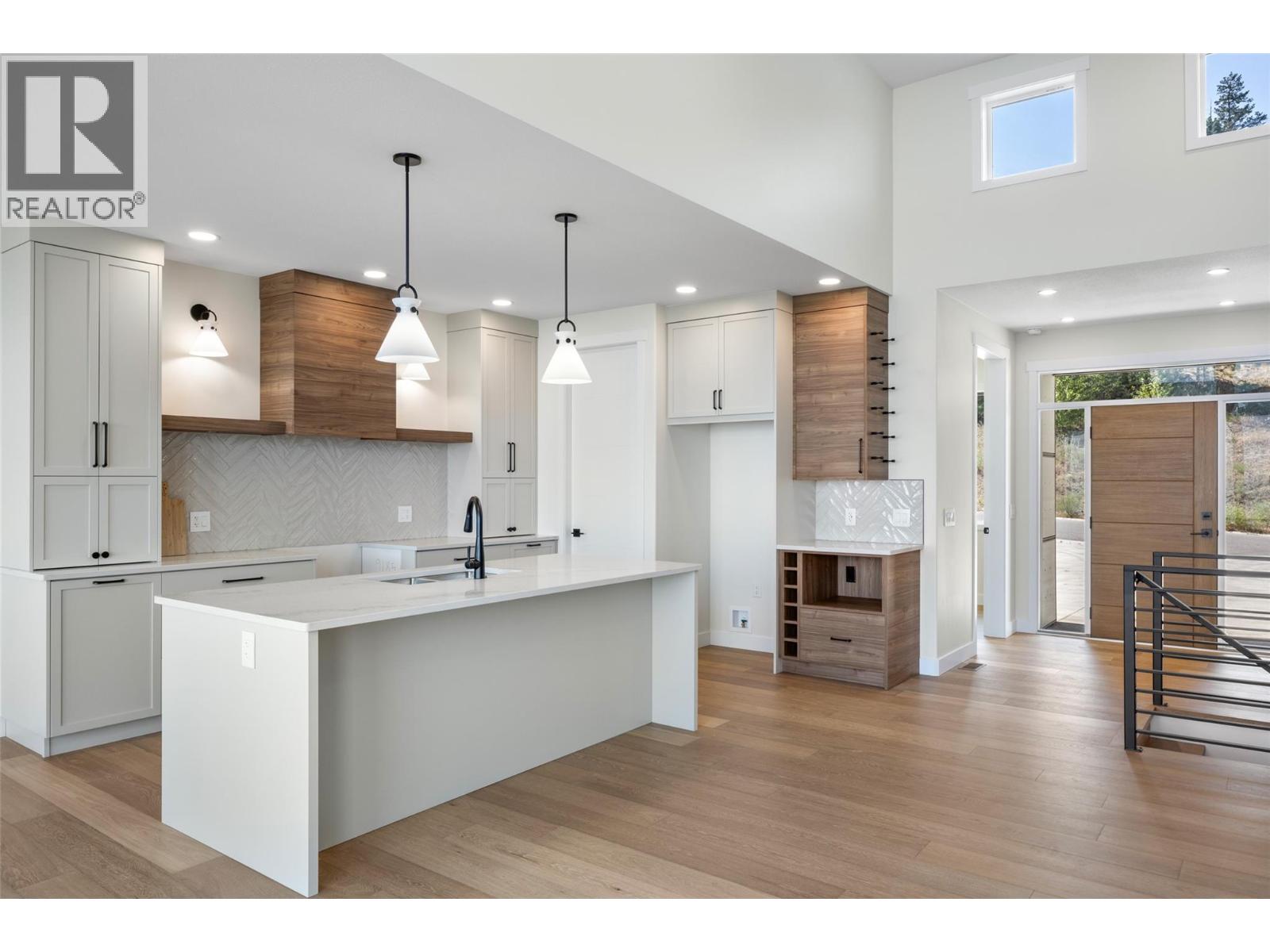 2140 Linfield Drive, Kamloops, British Columbia  V1S 0G3 - Photo 11 - 10394106